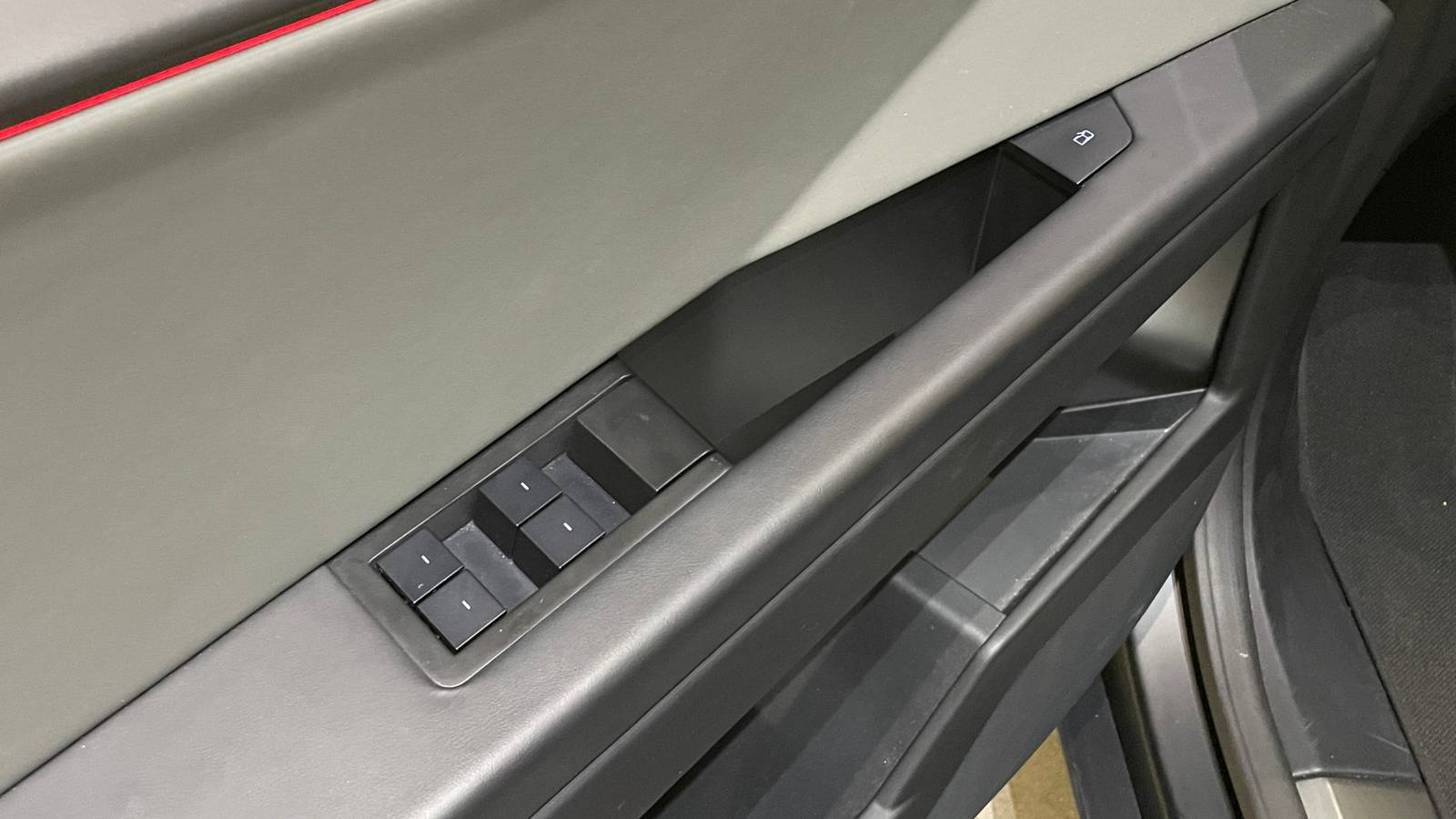 Congressional SAFE Exit Act Could Make Electric Door Handles Safer