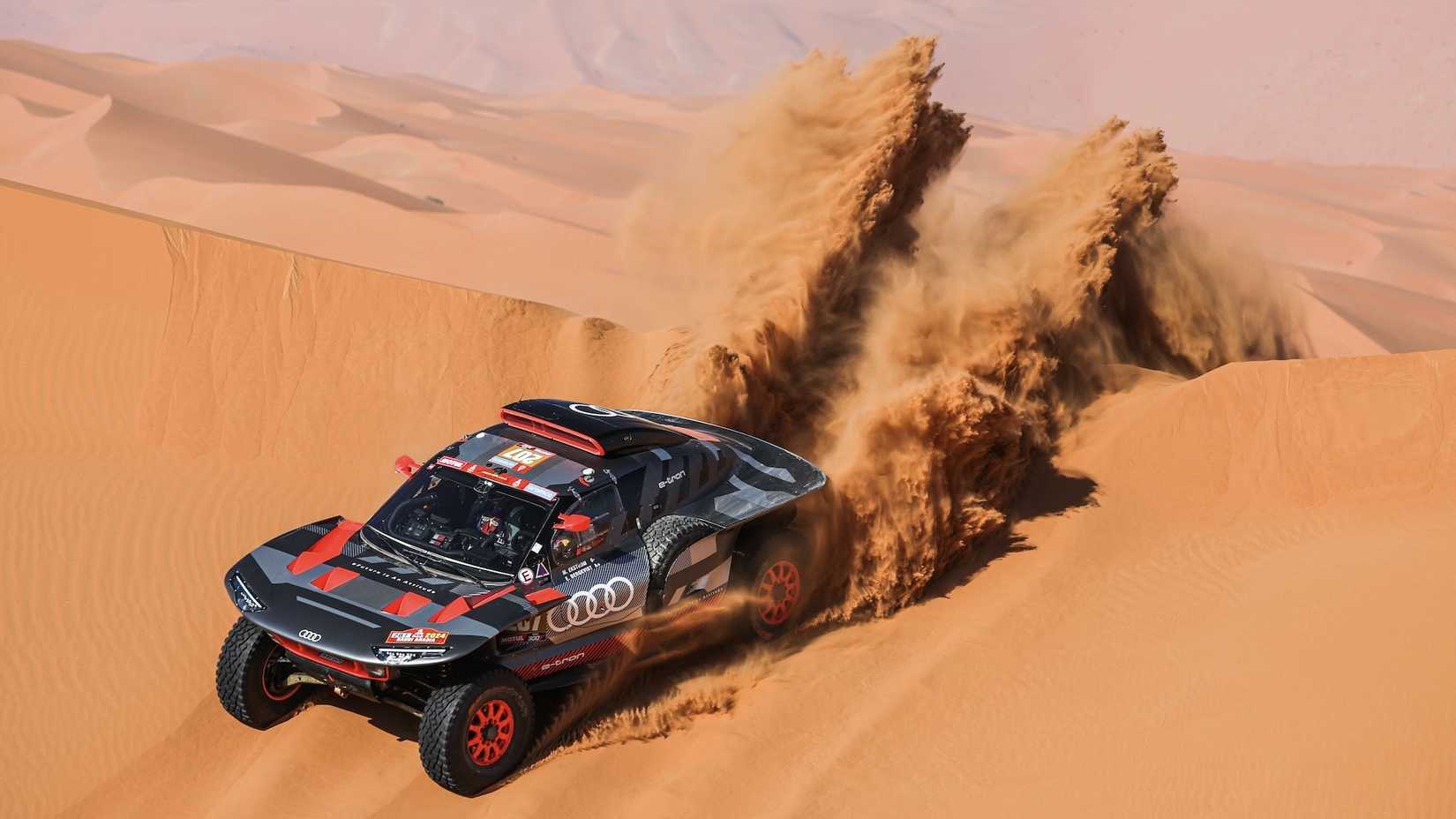  Audi RS Q e-tron utrke, dine