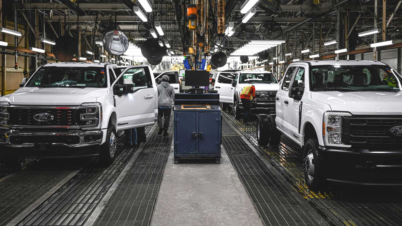 Ford Is Killing Its 113-Year-Old Assembly Line To Build A $30,000 ...