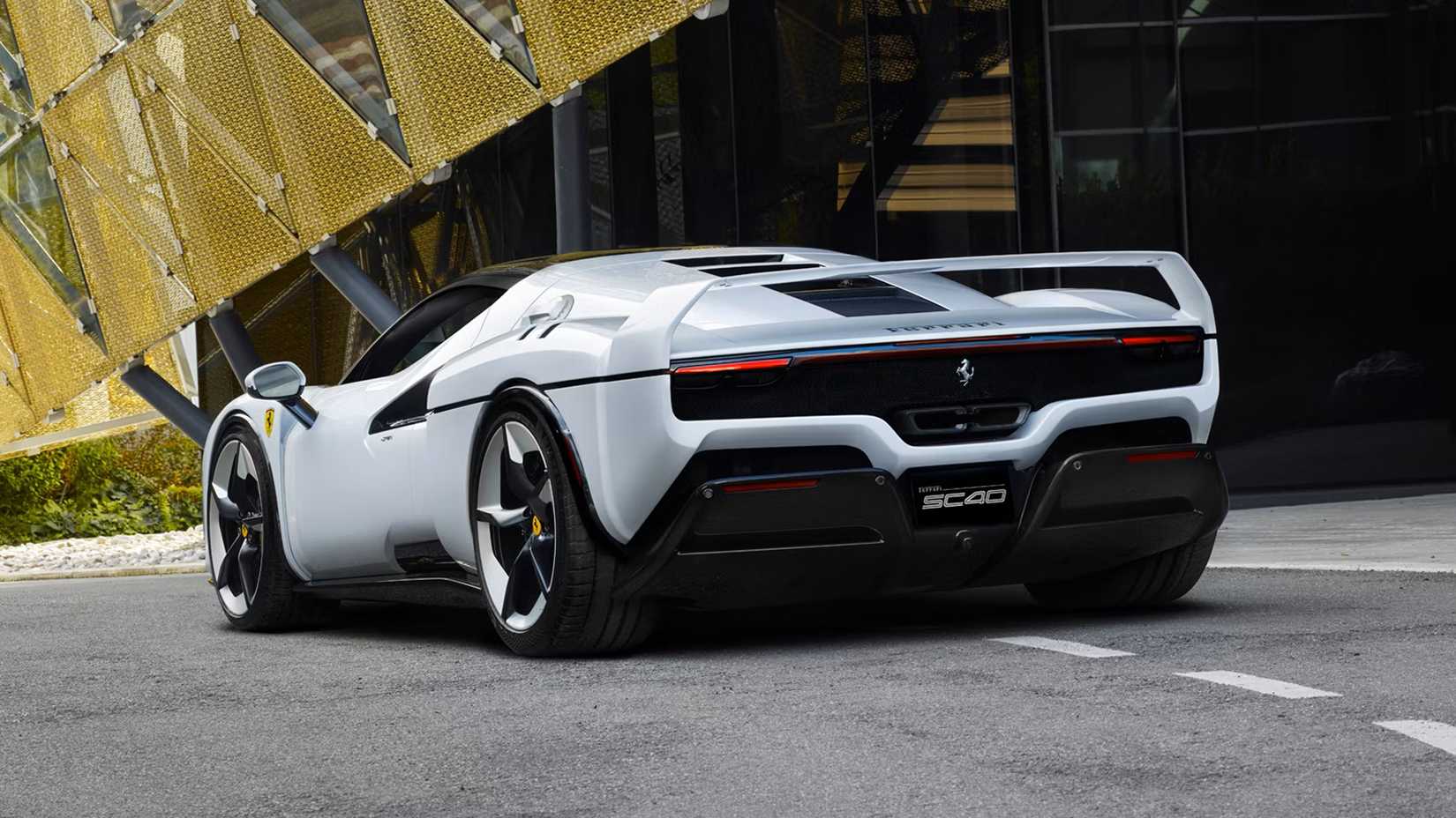 The Ferrari SC40 Is A One-Off Special Tribute To The F40 Supercar