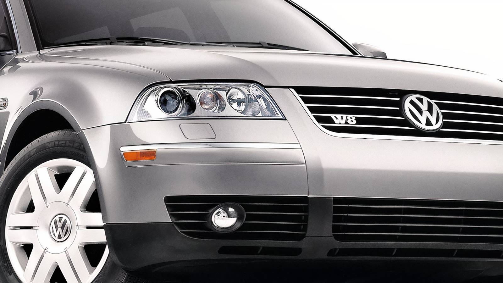 Volkswagen Passat W8: The Failed Luxury Experiment