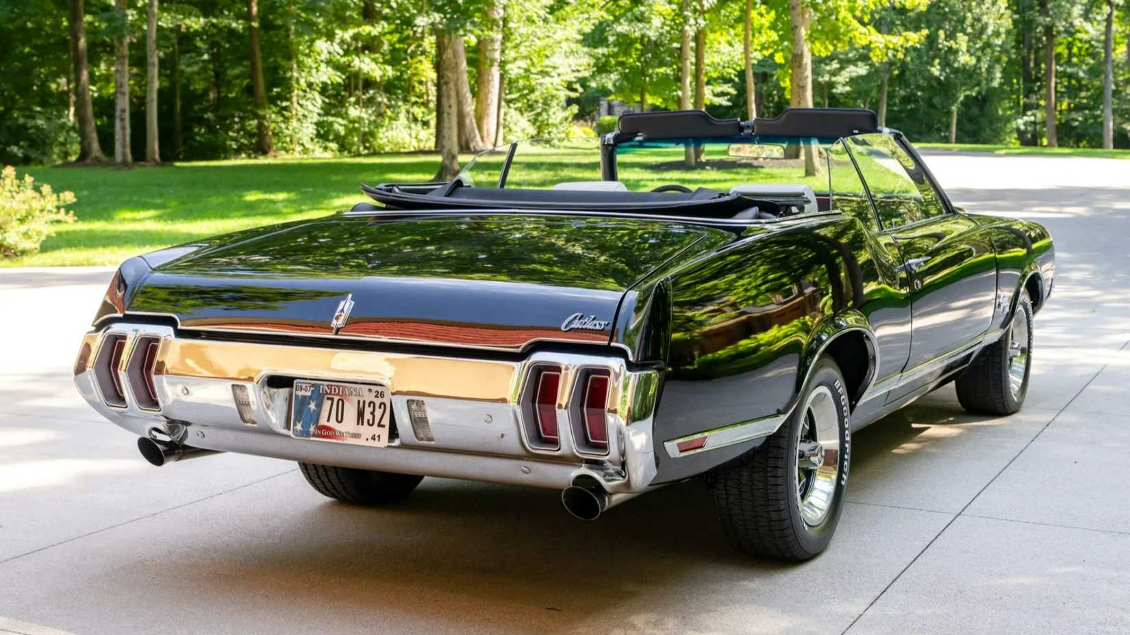 The Ultimate Oldsmobile Sleeper Was Only Built For Two Years