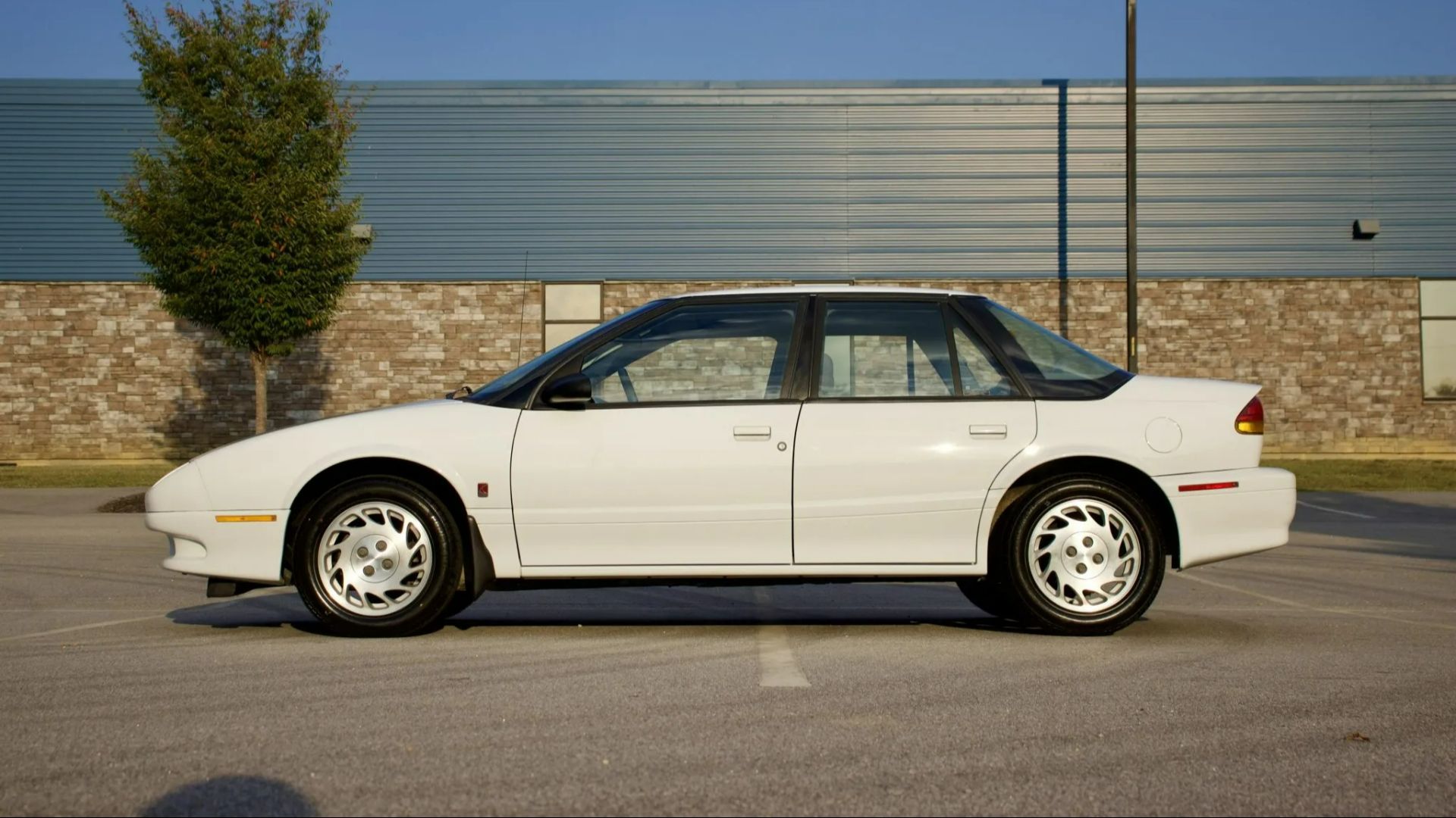 Saturn S Series: The Plastic Car That Fought Imports in the 90s