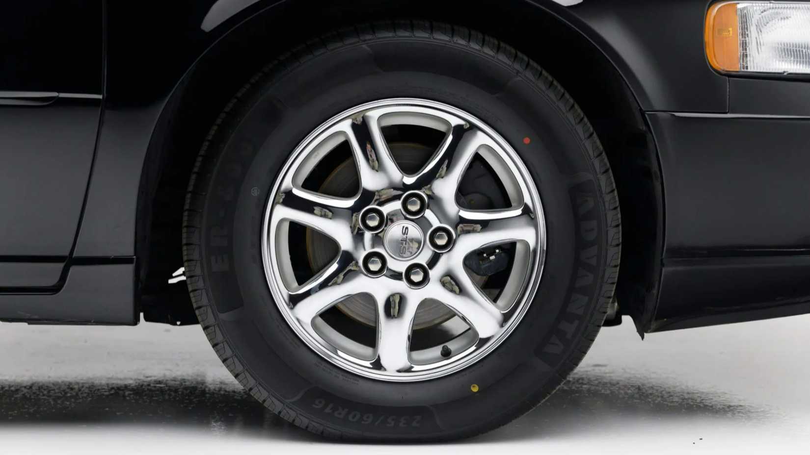 Sts Wheel The Cadillac STS Was A Luxury Sedan Hides A Muscle Car V8