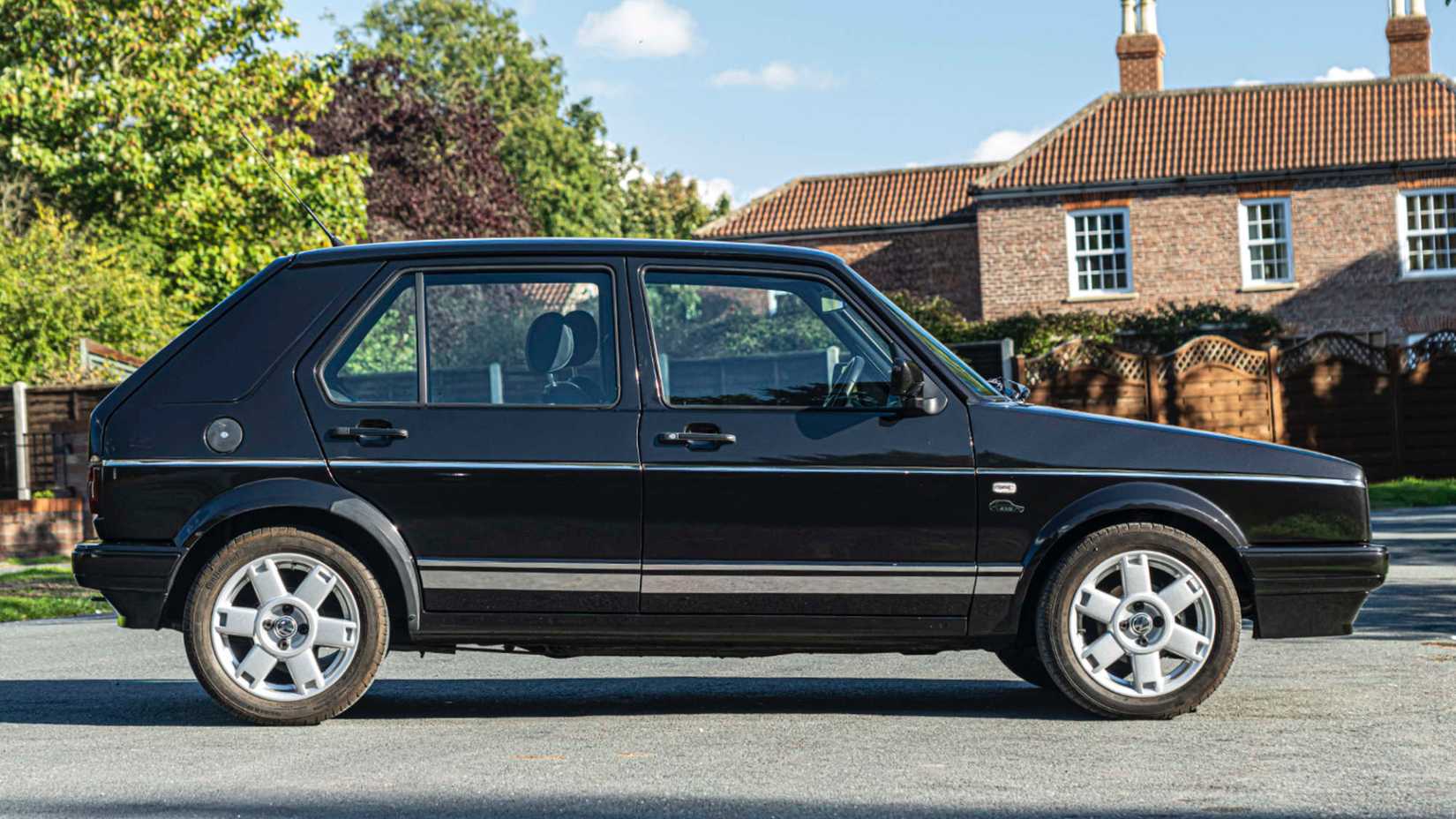 Only One Country Got The Volkswagen Rabbit R