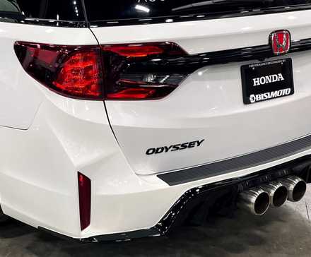 The 5 Most Powerful Engines Ever Put In A Minivan
