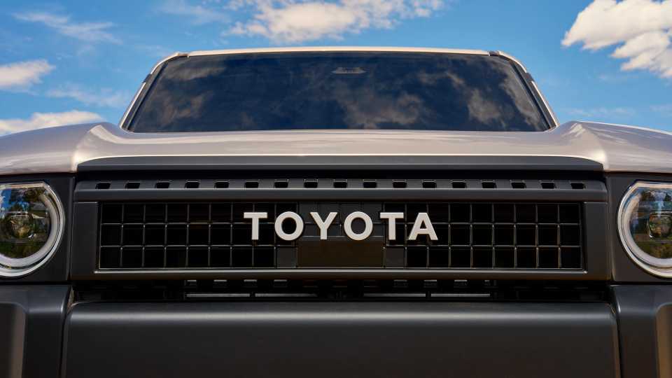 2025 Toyota Land Cruiser - Overview Pricing, Photos & Specs