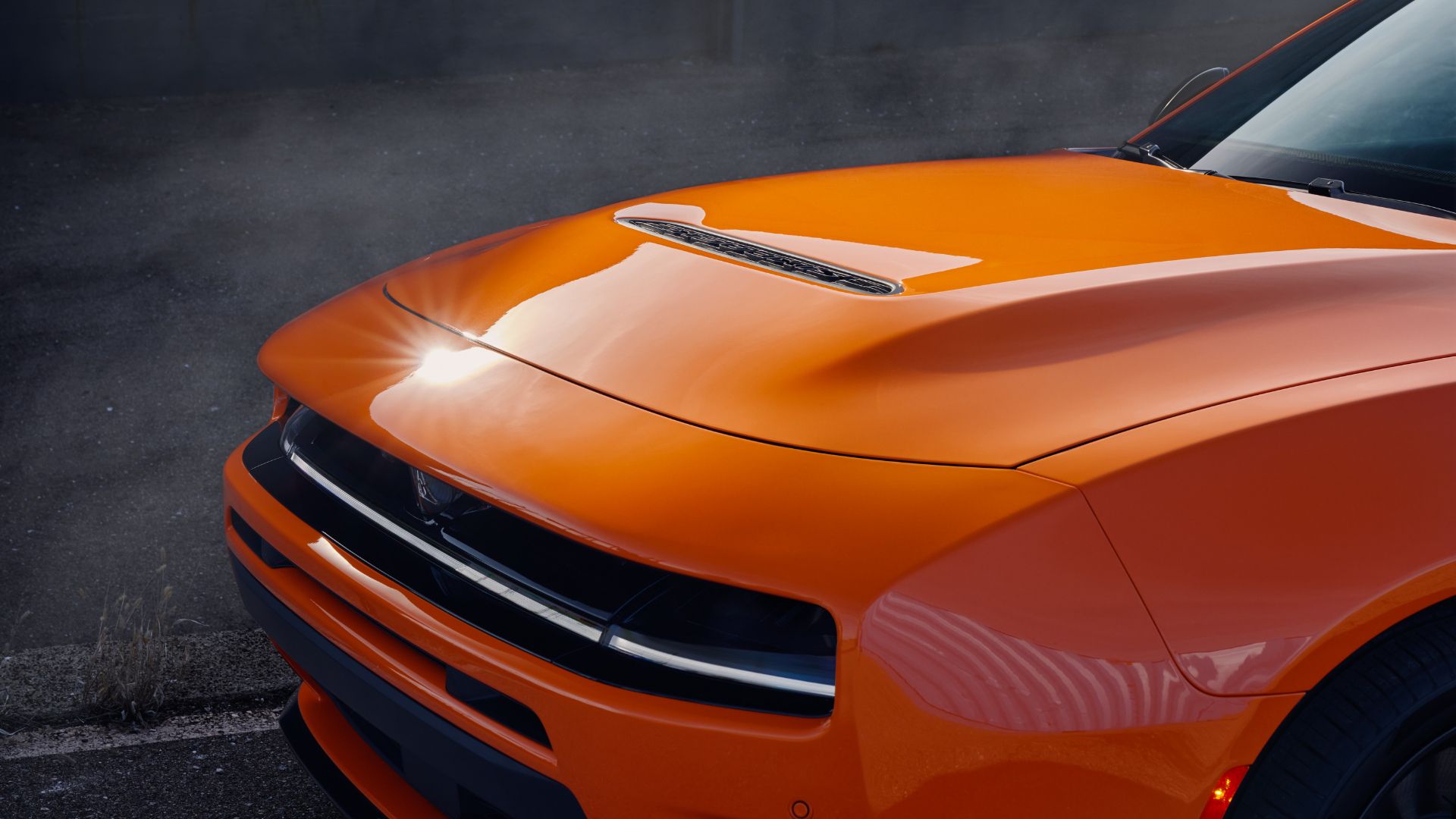 Hallelujah! Sprzedaż Dodge Charger Sixpack wystrzeliła o 1348 procent