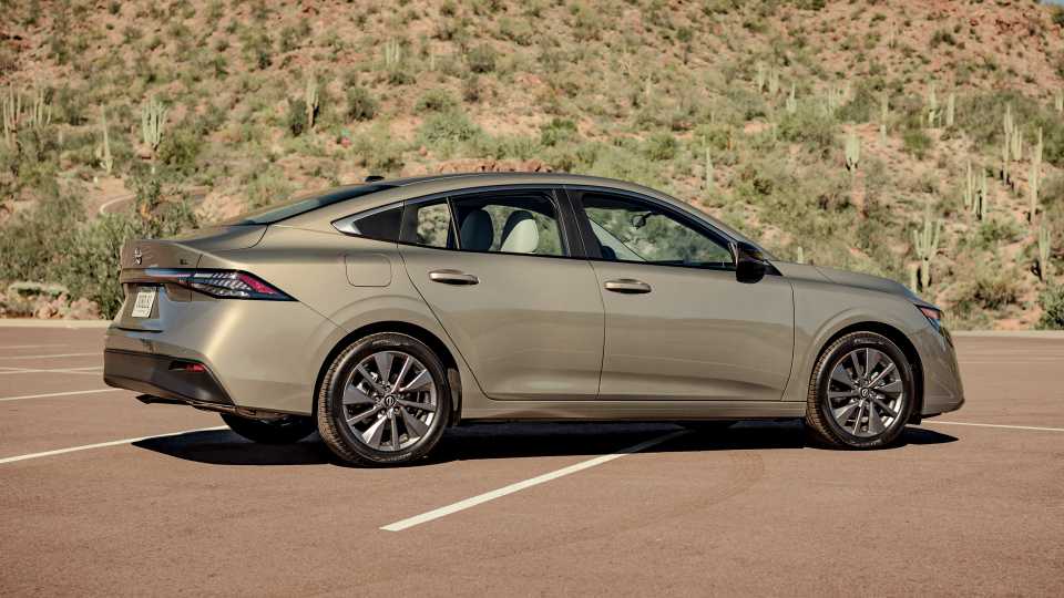 2026 Nissan Sentra Pricing, Photos & Specs