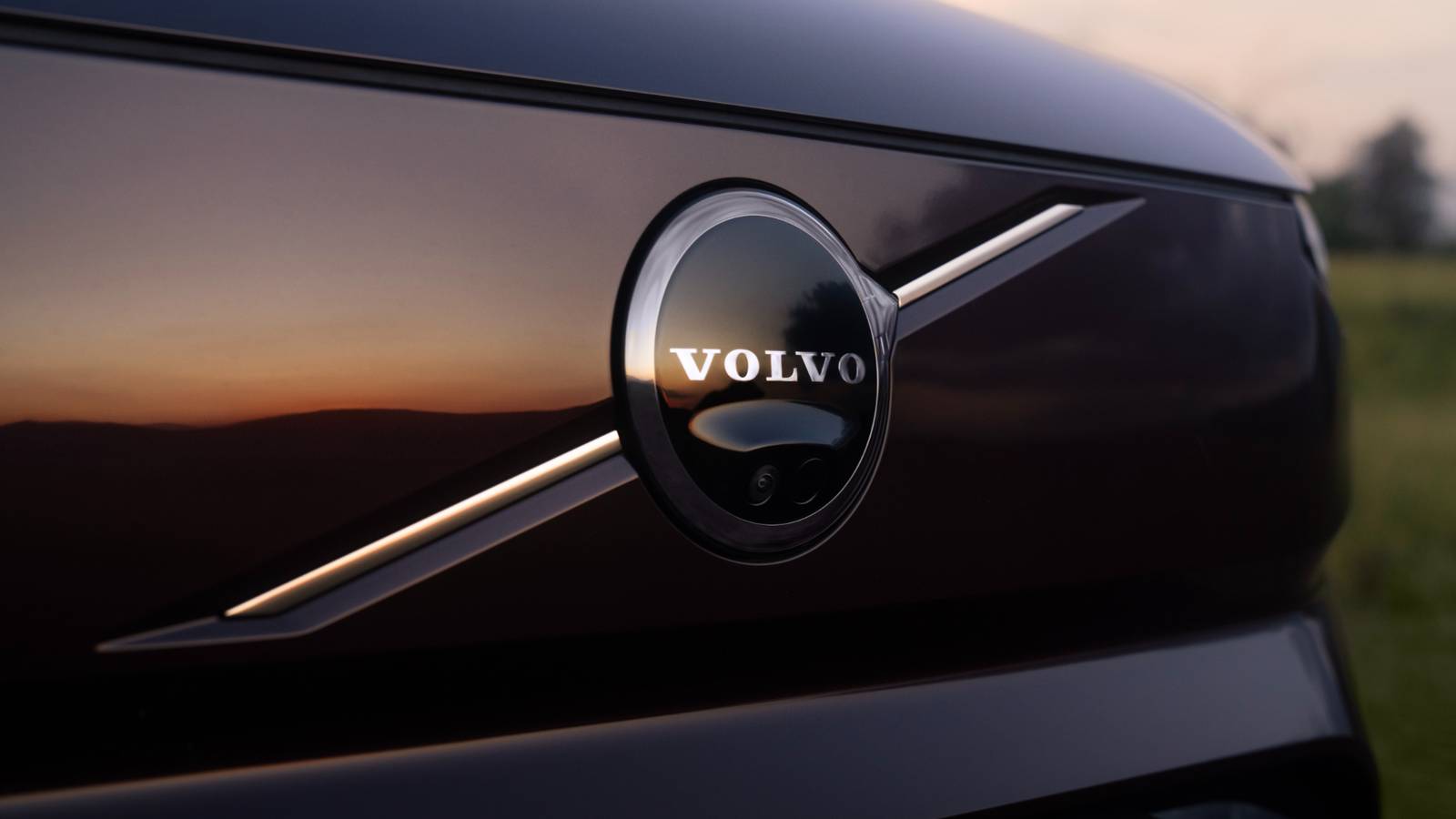 Want An Electric Volvo SUV In 2026? Here's Your Choices, Ranked