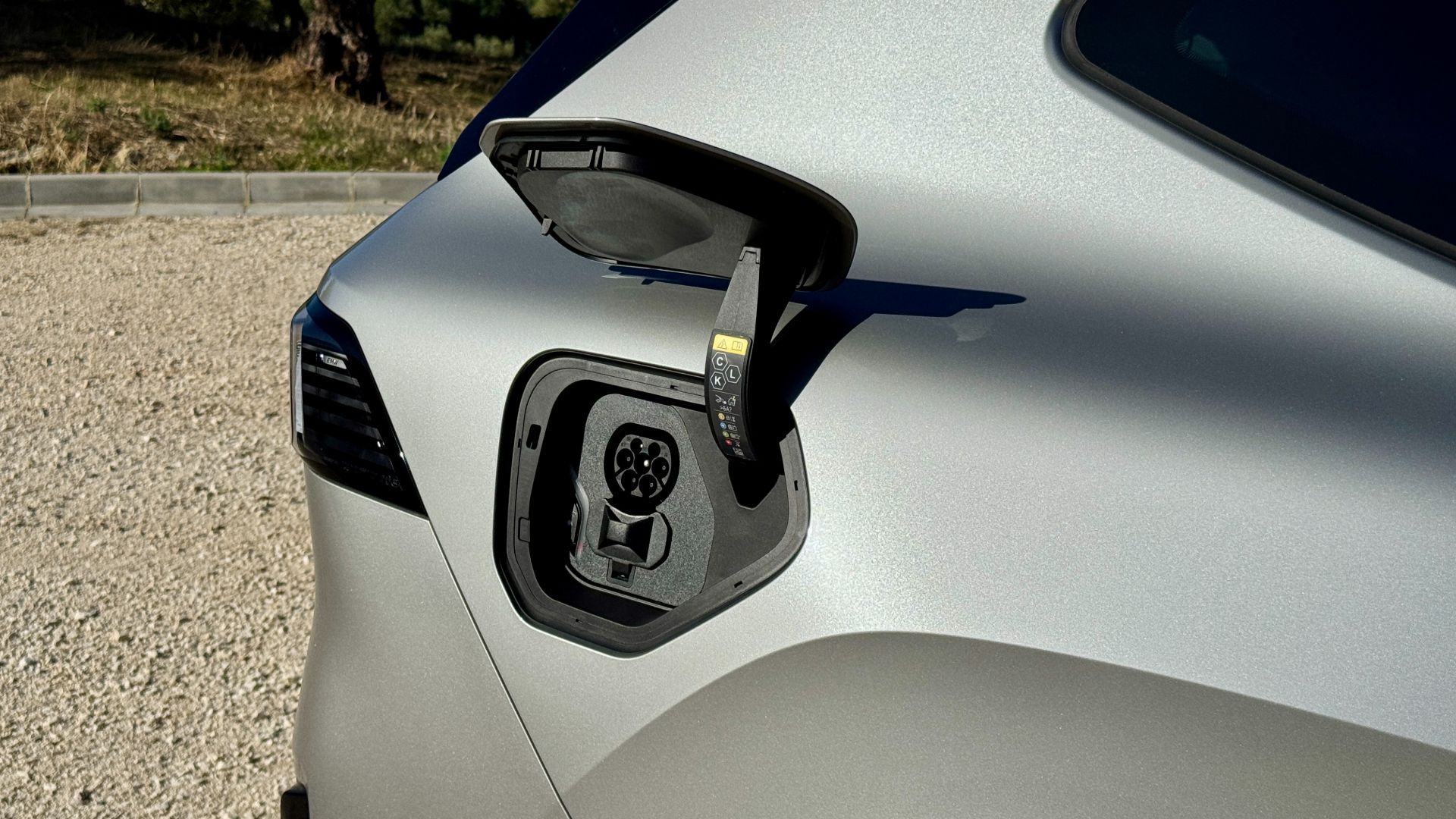 2026년 BMW 전기차 라인업은 다음과 같습니다.