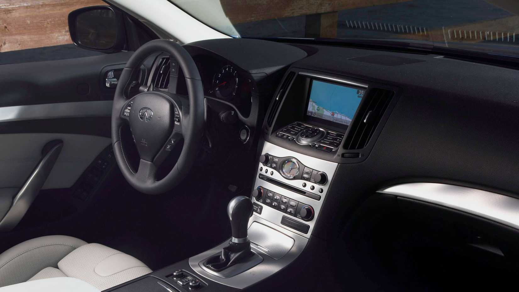 The Infiniti G37 Convertible Might Be Worth Another Look