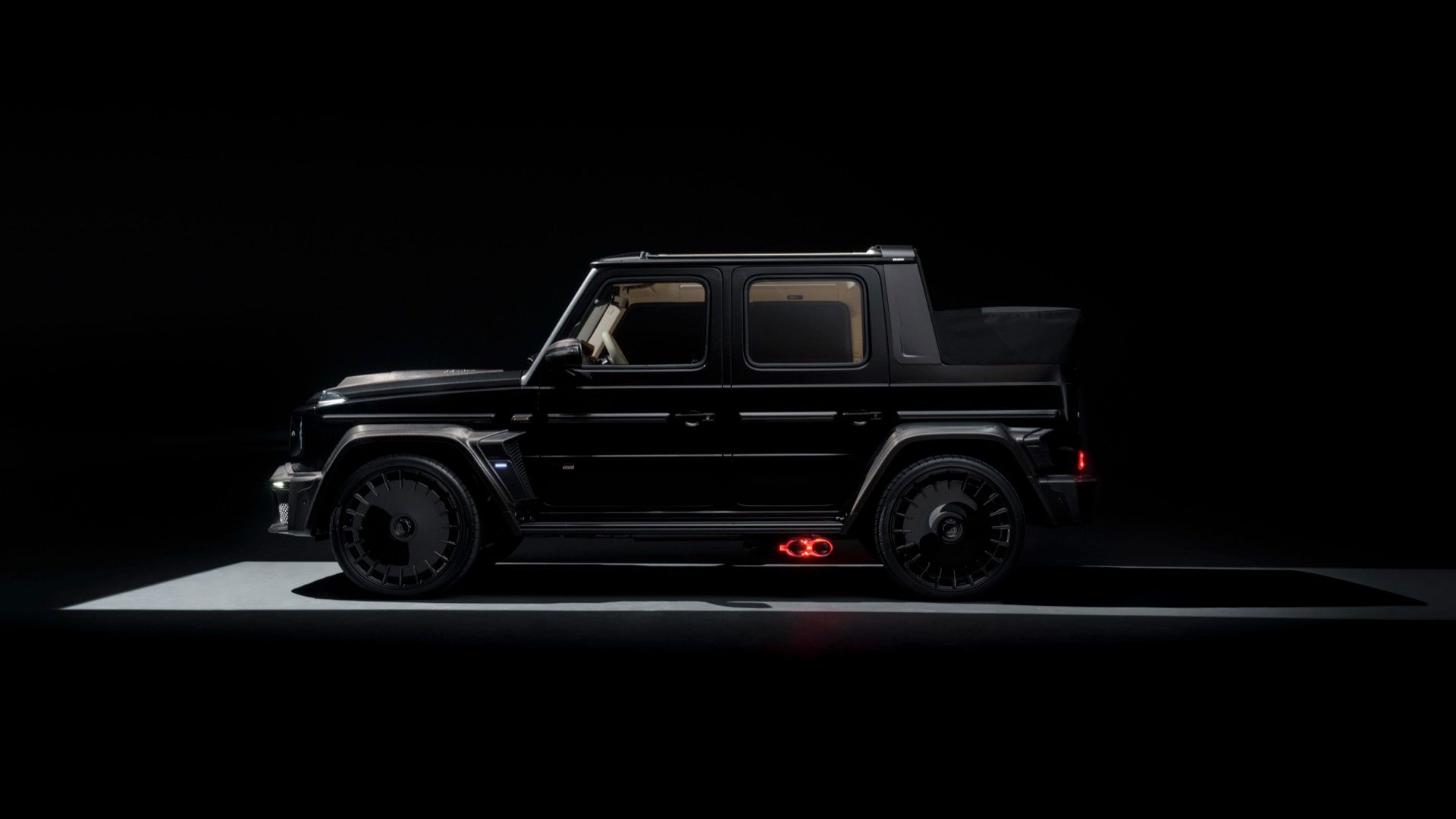 Brabus Debuts 800, 800 XL Cabrio G-Class With 800 HP And Carbon Fiber ...
