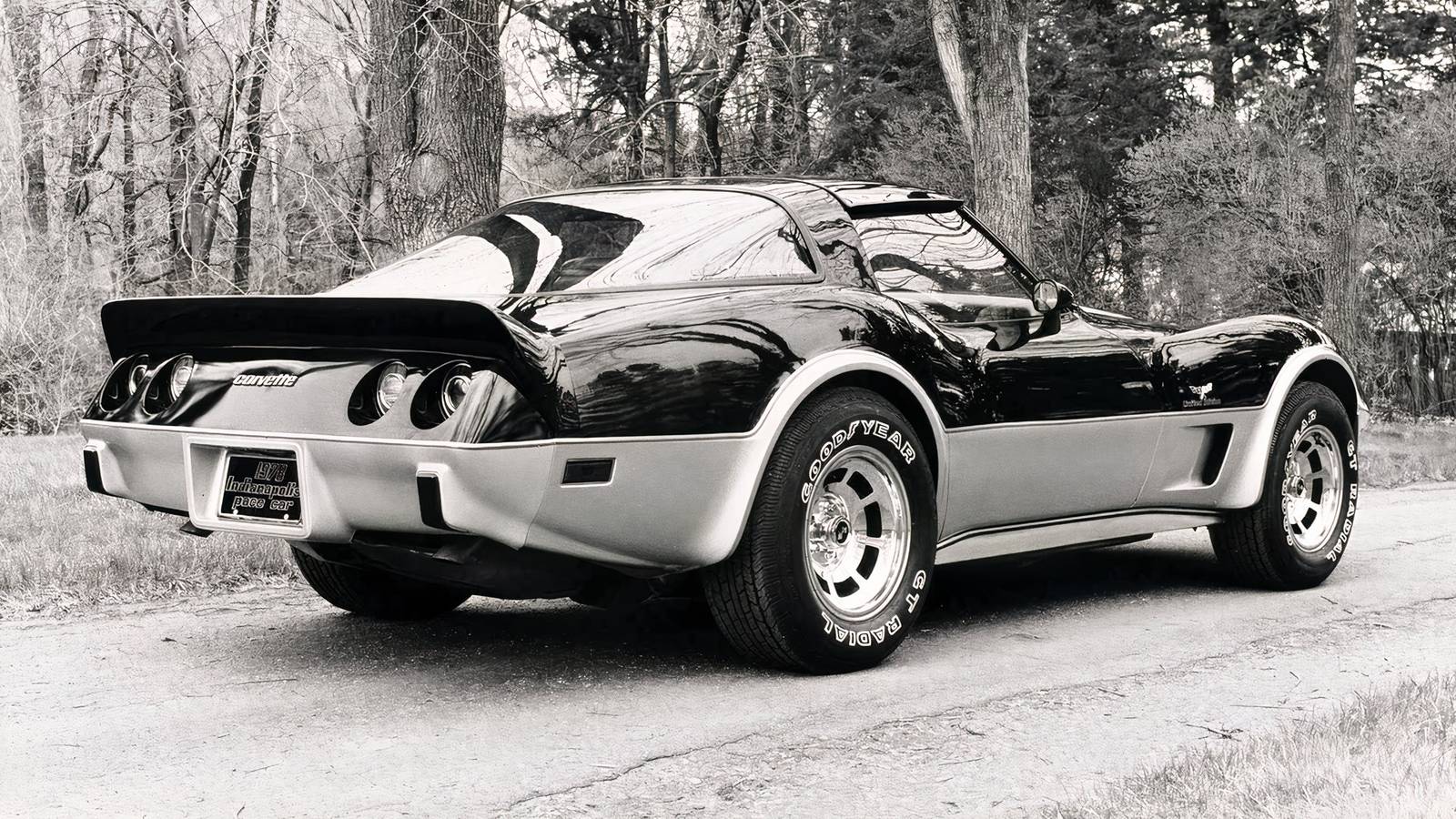 10 Cars That Look Fast But Are Embarrassingly Slow