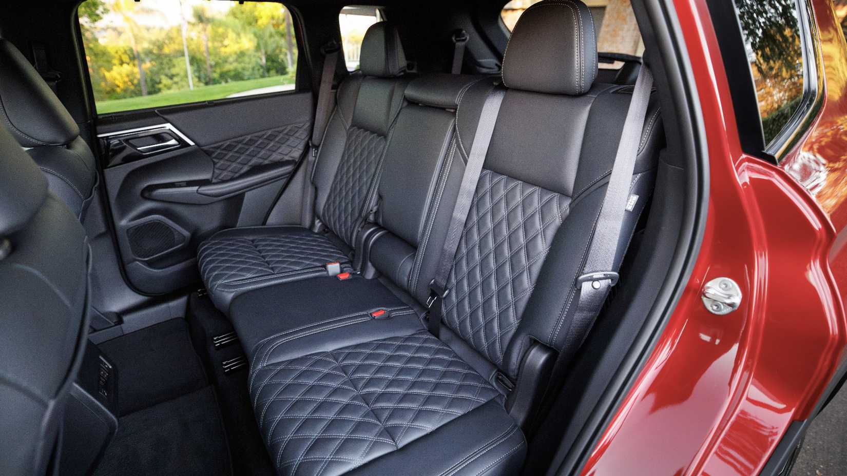 Nissan Rogue Back Seat Dimensionsnull
