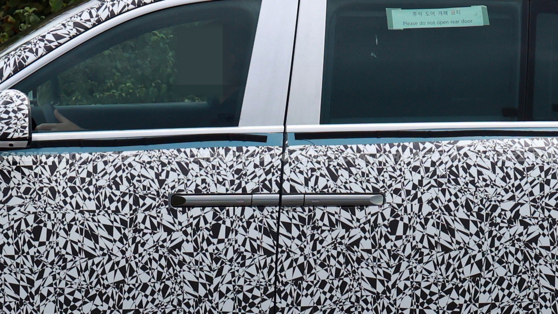 Genesis GV90 Shows Off New Rear-Opening Coach Doors In New Spy Photos