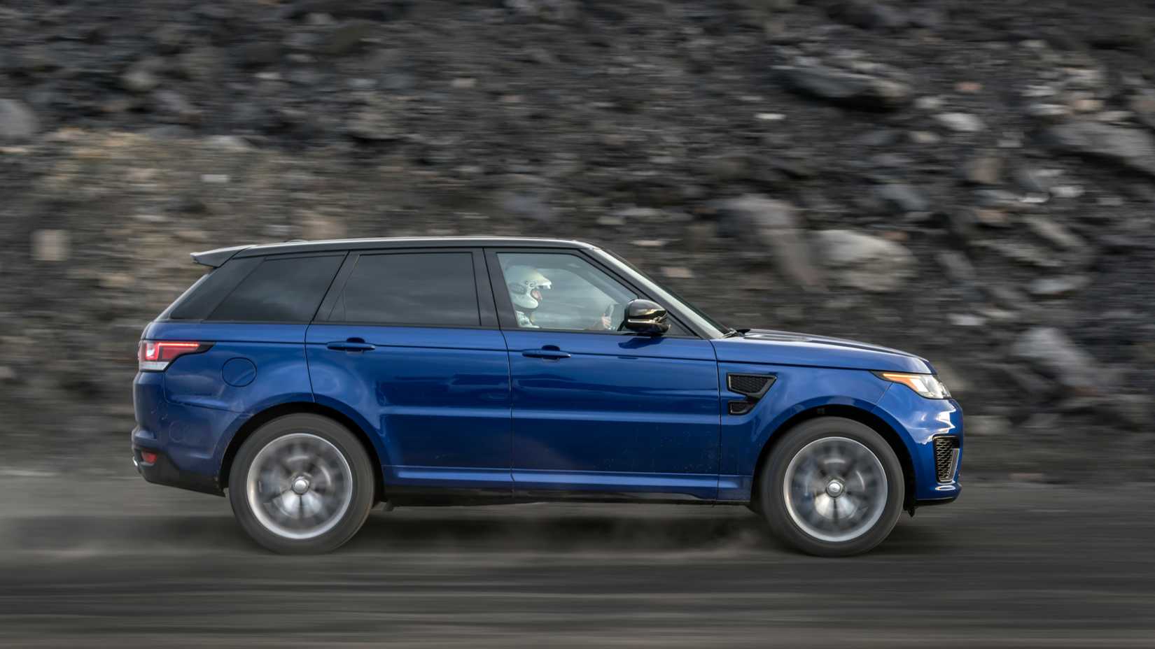Range Rover Sport Svr V8 Range Rover Sport SVR: High-Performance Luxury SUV Now Under $50K