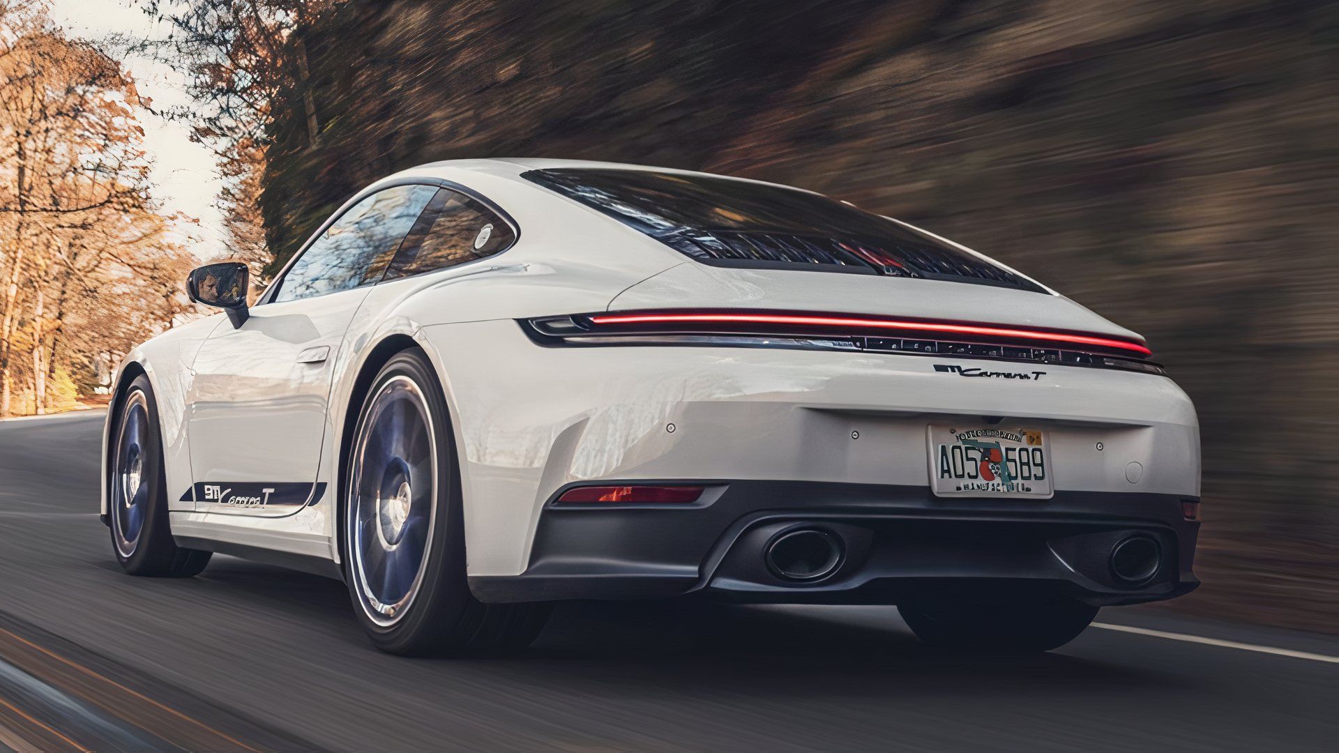 2025 Porsche 911 Carrera Pricing, Photos & Specs