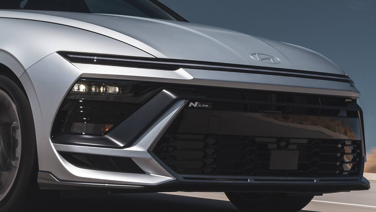 Best Midsize Sedans | 2026 Top Midsize Sedans Rated | CarBuzz