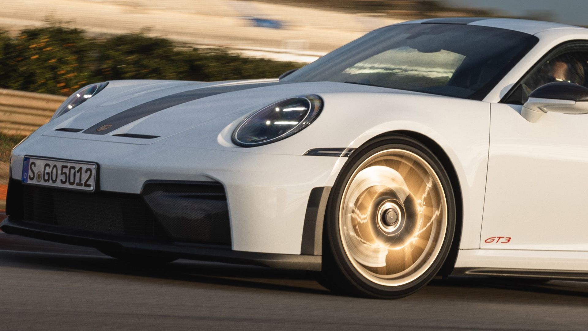 Pirelli Unveils Bespoke P Zero Tires For 992 Porsche 911 GT3