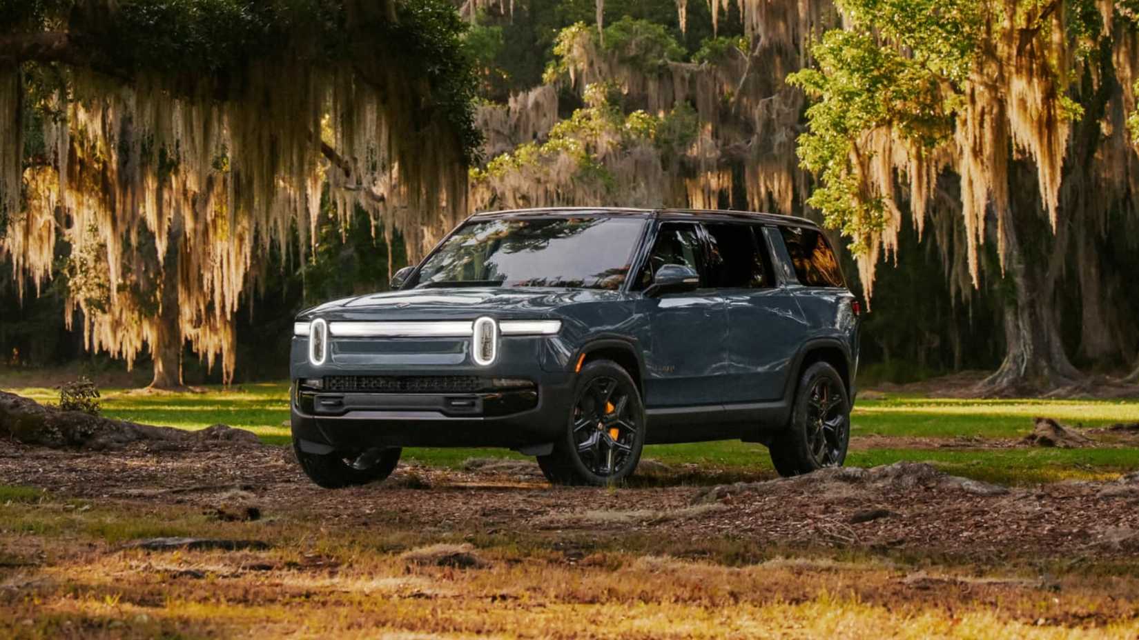 Rivian R1S Resale Value Plummets: Why the Electric SUV is a Bargain Now