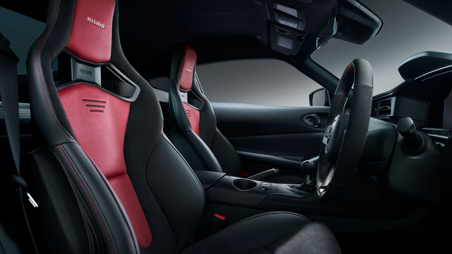 Here's Our First Look At the 2026 Nissan Z Nismo With A Manual