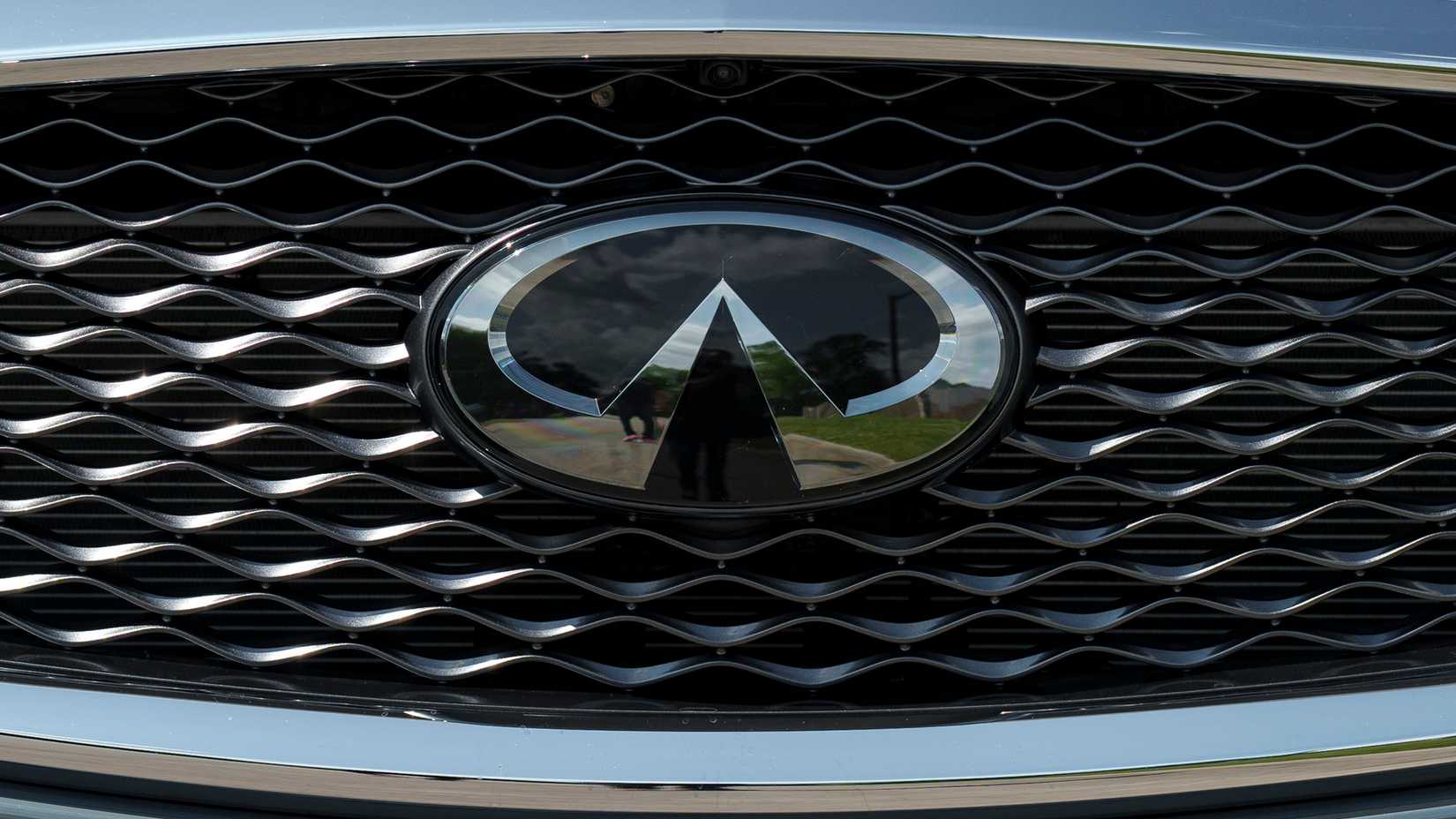 2025 Infiniti QX50 Badge