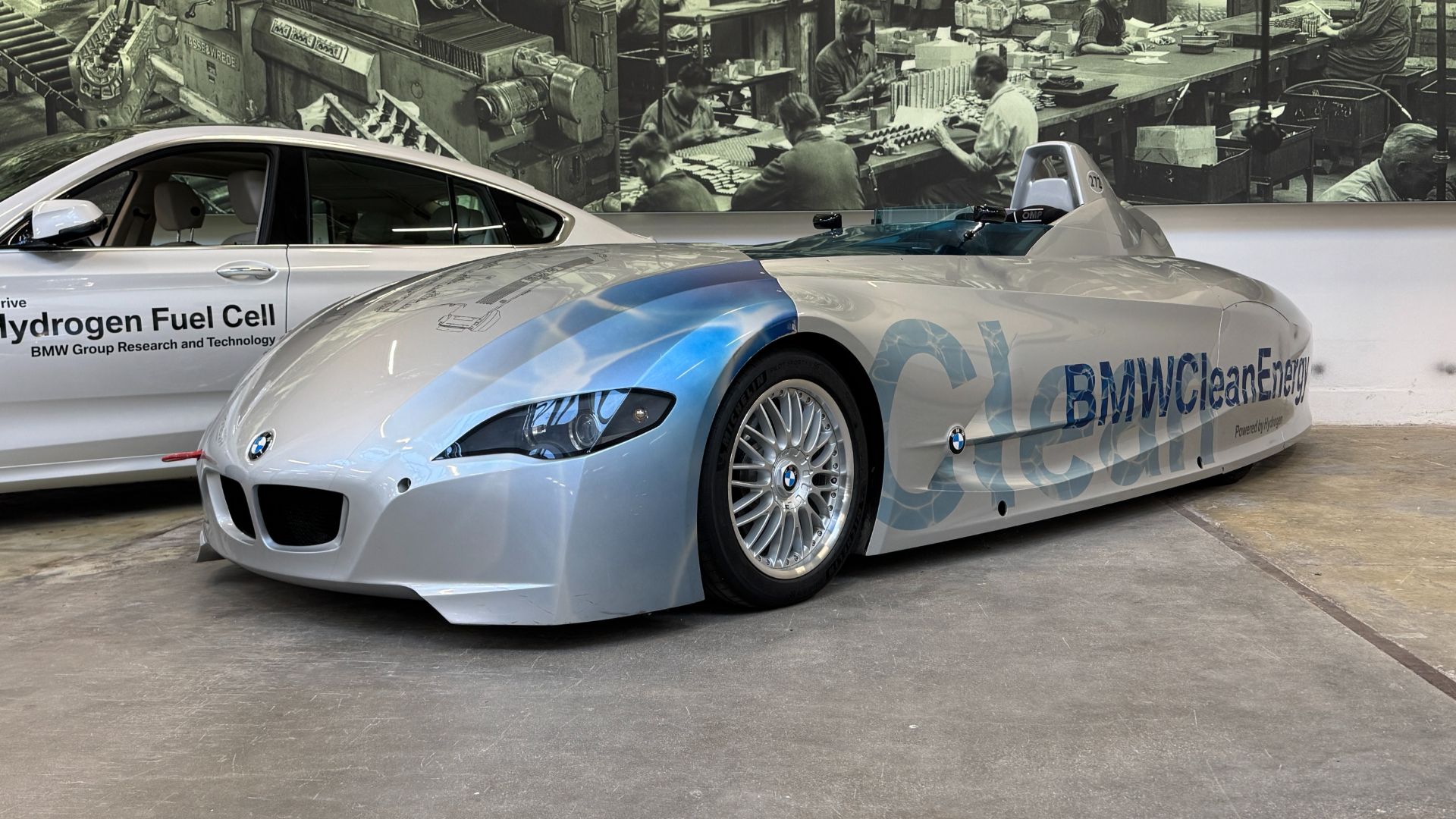 BMW Houses Its Coolest Concept Cars Where You Can See Them, image size:1500x844