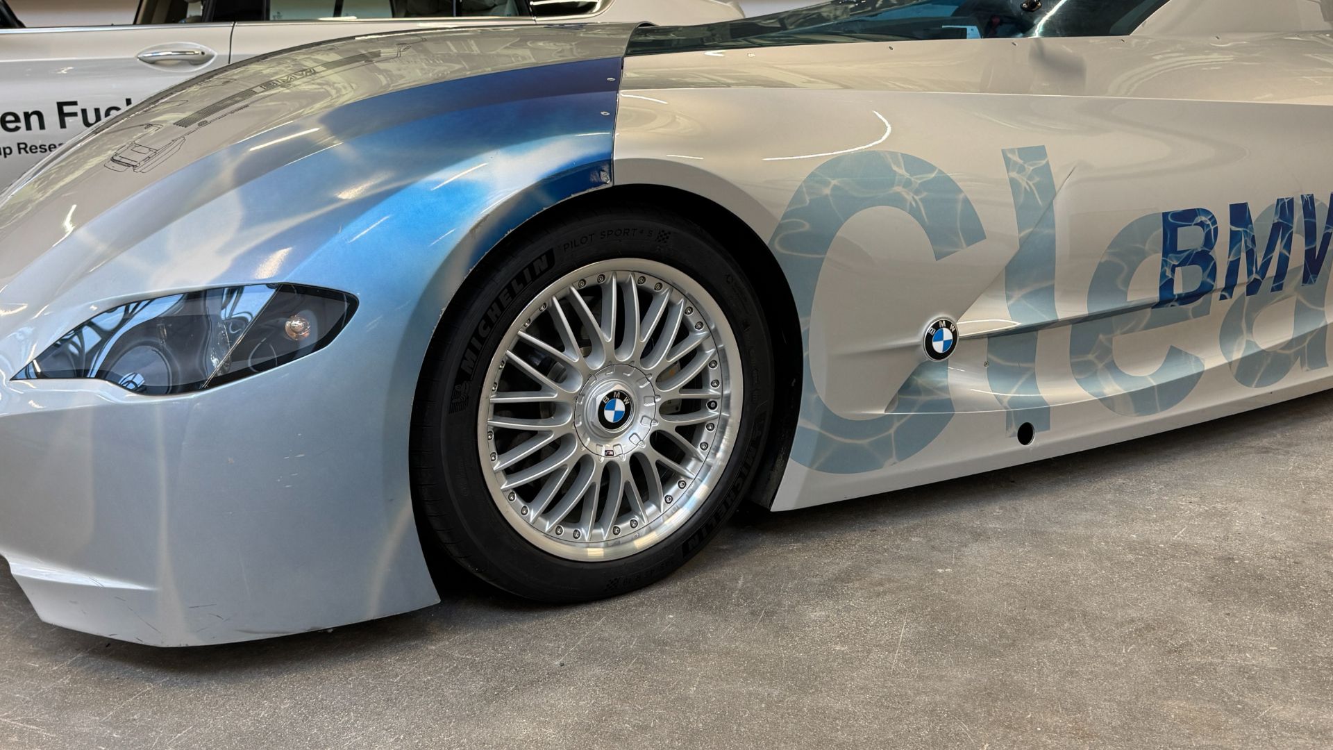 BMW Houses Its Coolest Concept Cars Where You Can See Them, image size:1500x844