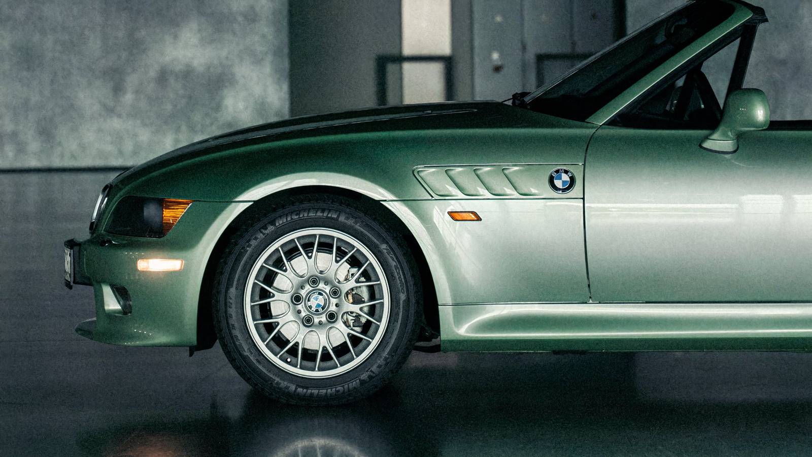 5 Mazda Miata Alternatives for Sports Car Enthusiasts