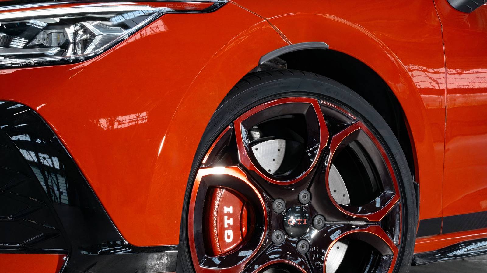 Volkswagen Will Keep Gas Engines In Golf R And GTI