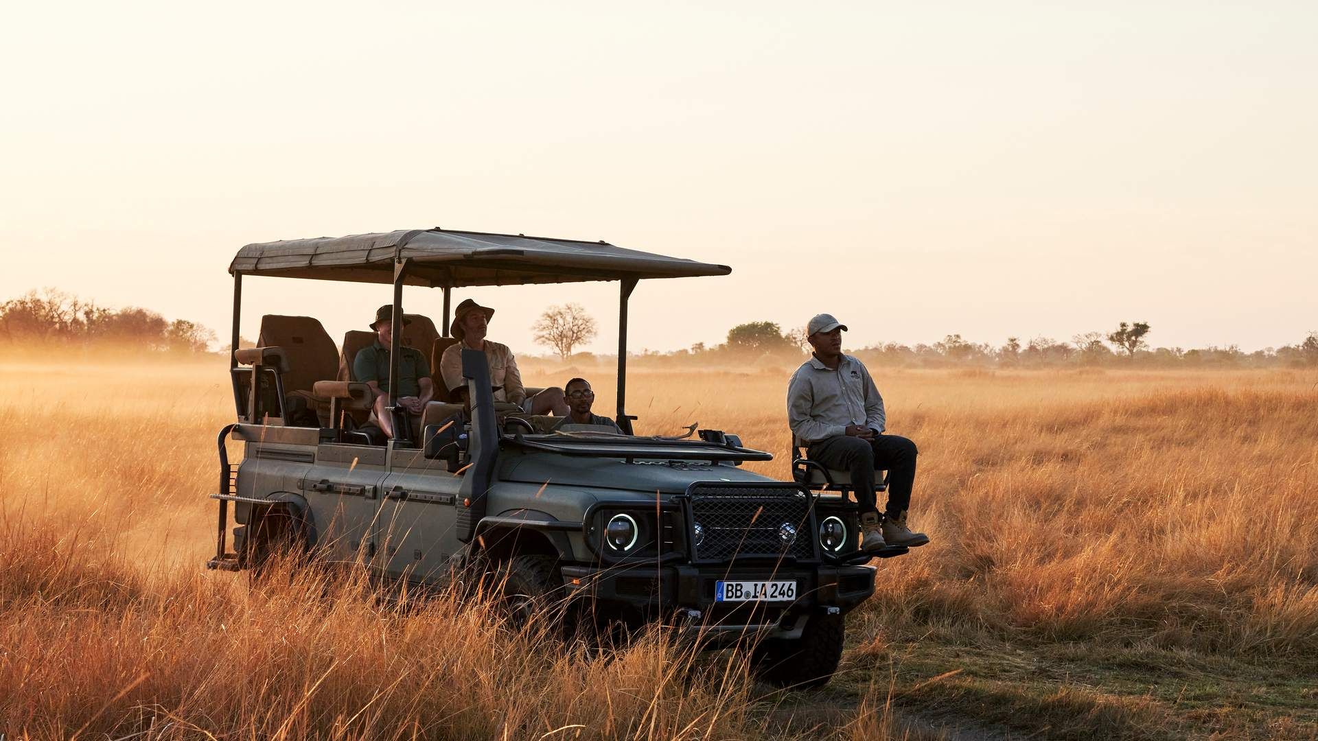 Ineos Makes A Safari-Ready Grenadier Called The Game Viewer