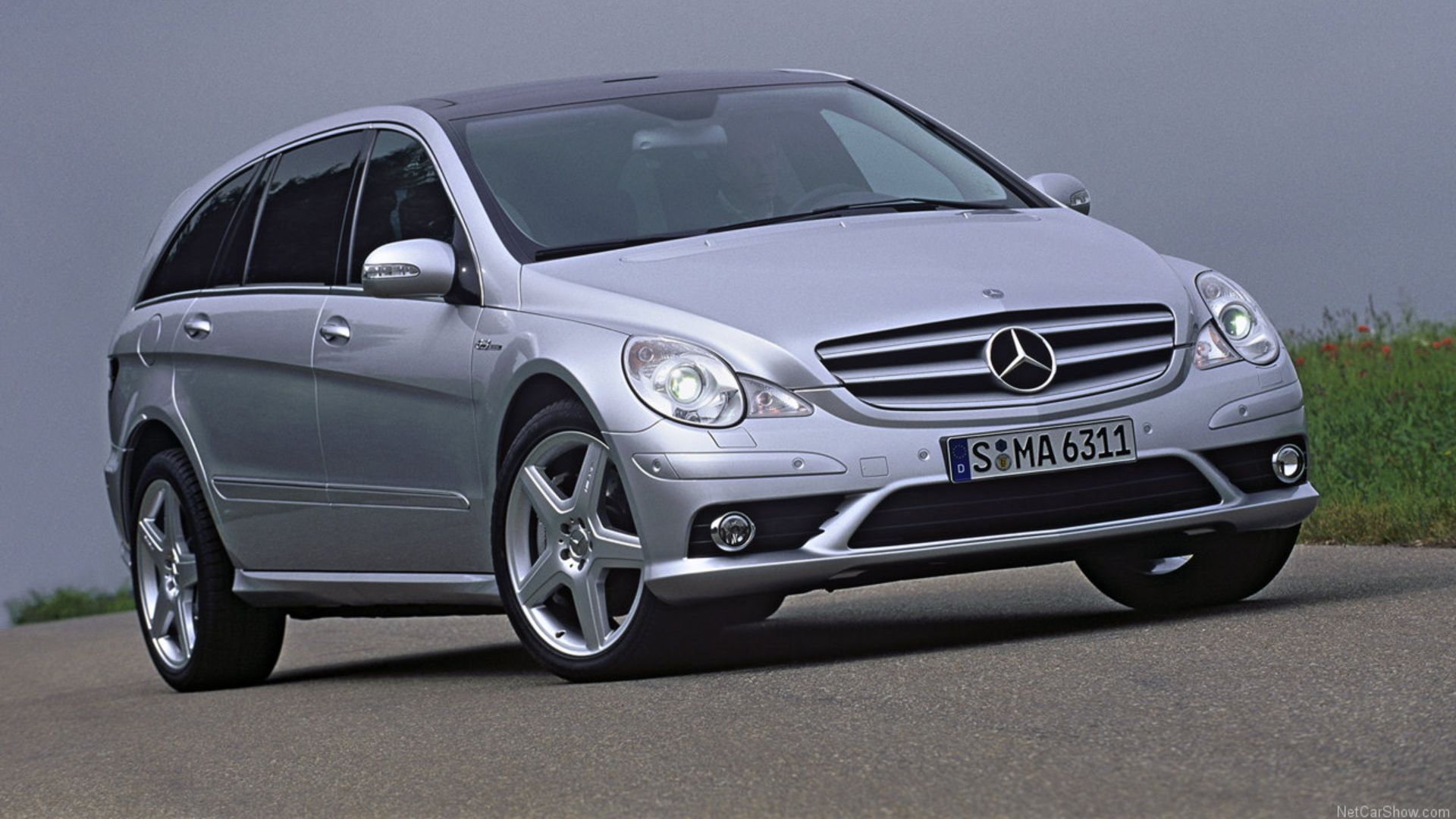 No-One Was Ready When Mercedes Launched This V8-Powered Minivan