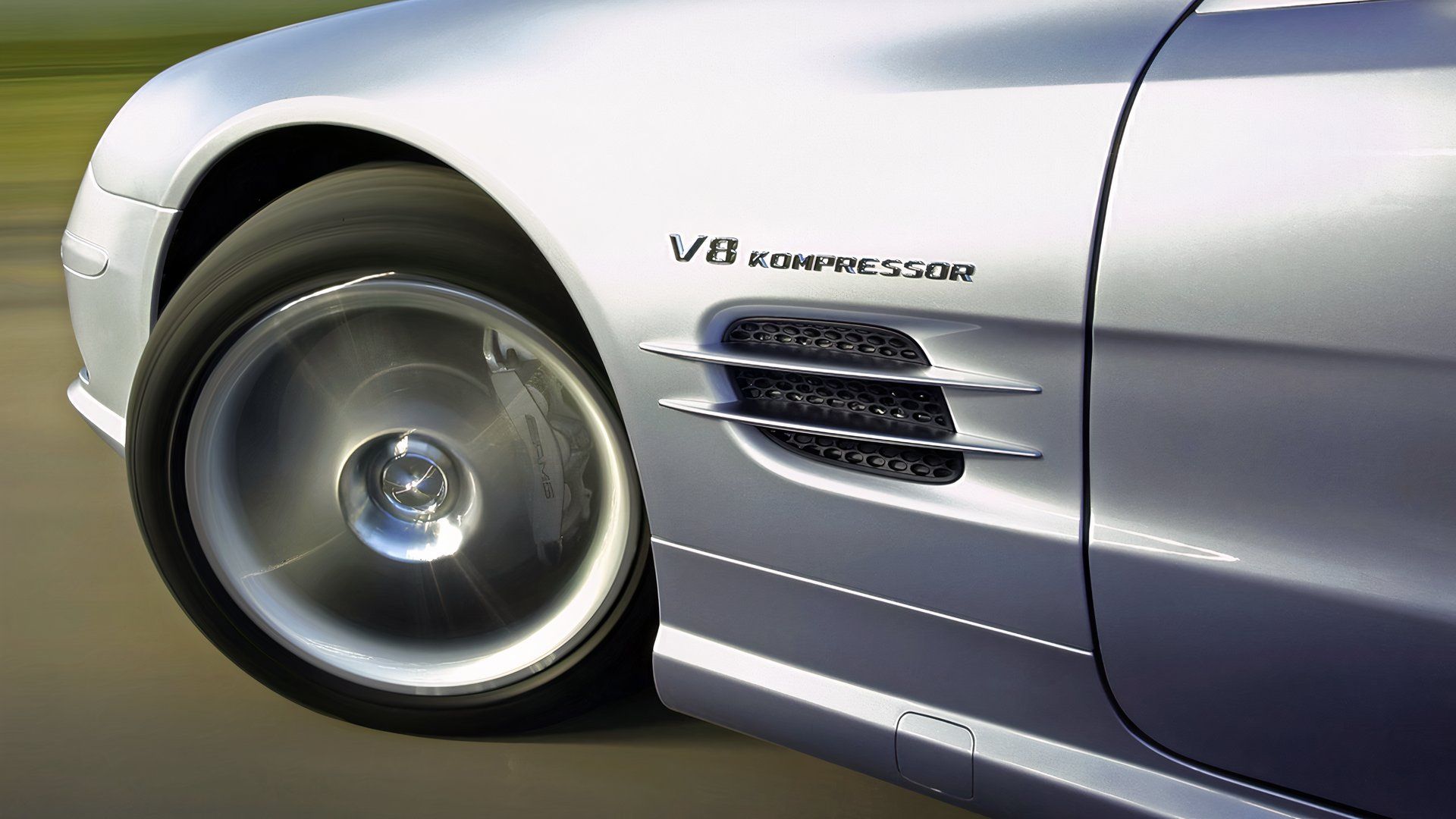 2026 m. "Mercedes-Benz SL55 AMG" - tai 20 tūkst. dolerių pigus pirkinys