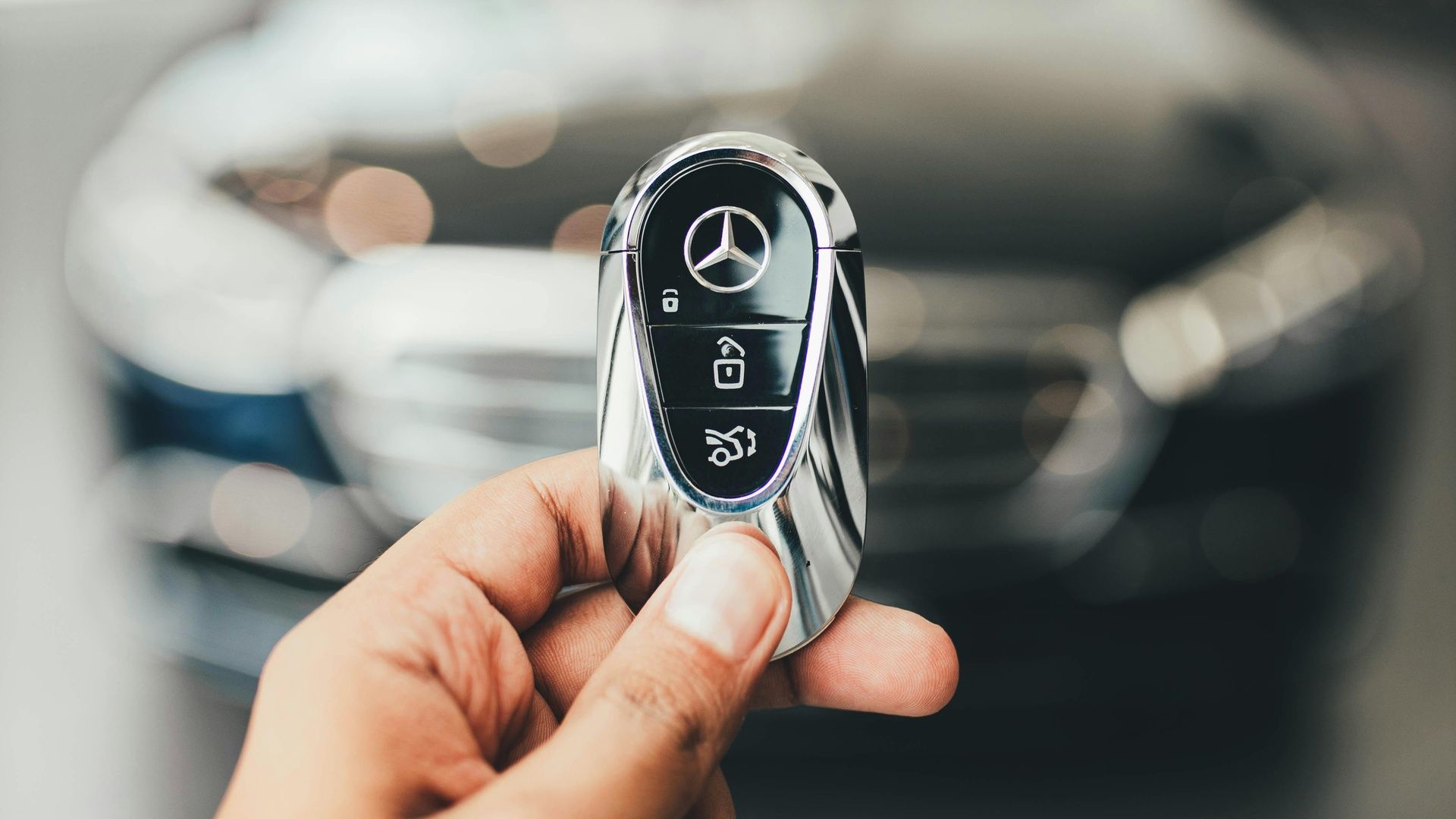 mercedes-benz key