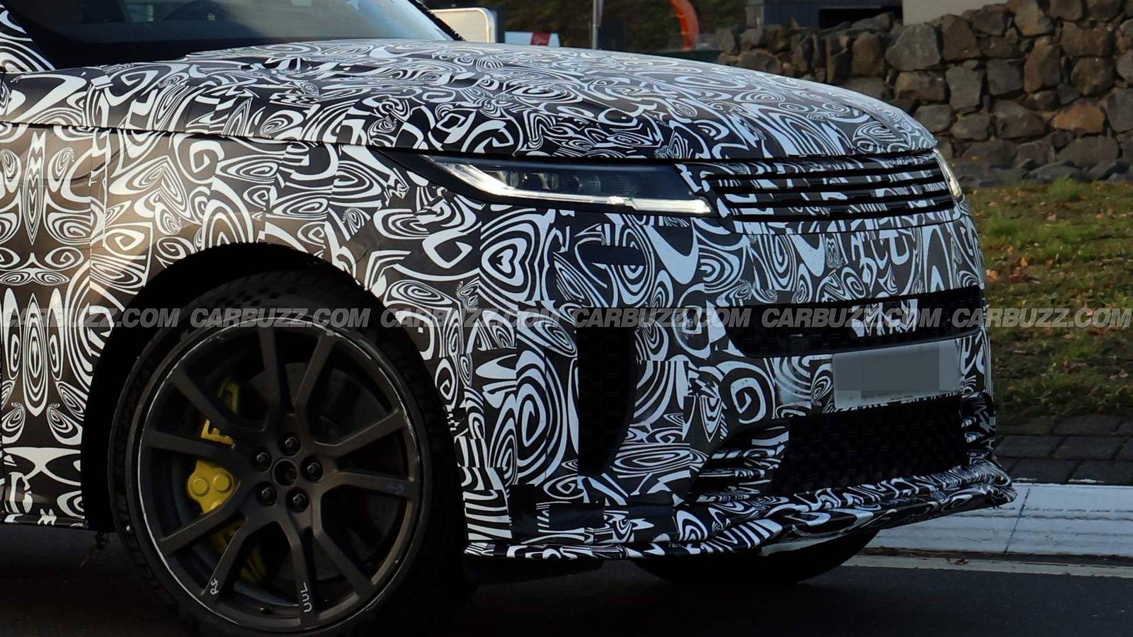 Aggressive-Looking Range Rover Sport Spied At The 'Ring, Could Be New SVR