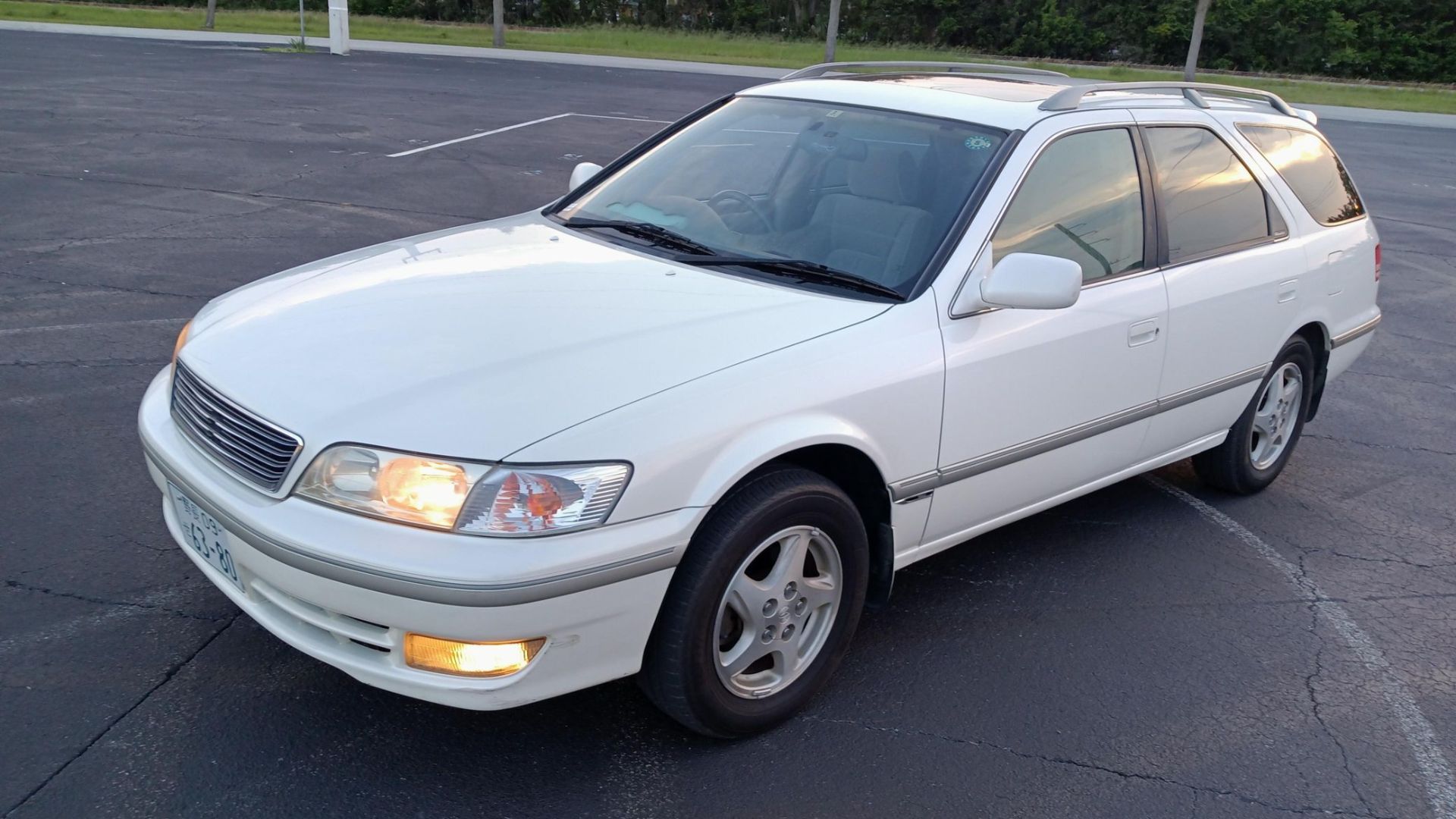TOYOTA マークIIクオリス（Qualis） The Toyota Mark II Qualis Is A Cool Wagon With An Identity Crisis