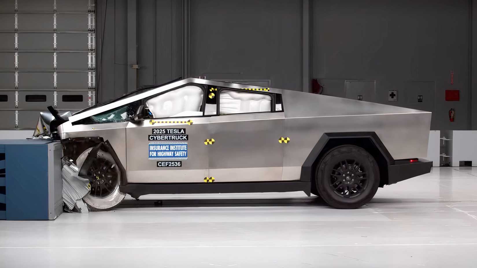 Tesla Cybertruck Earns Top IIHS Safety Award