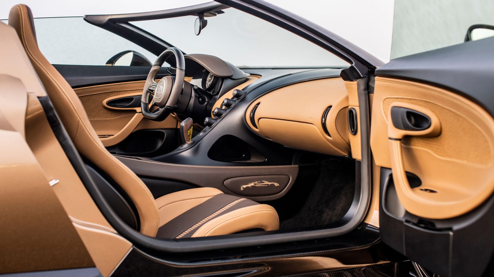 Bugatti W16 Mistral Pricing, Photos & Specs