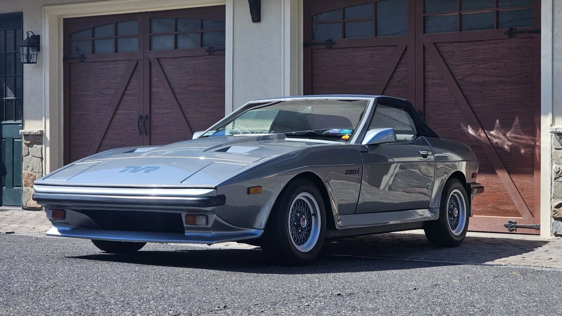 TVR 280i/Tasmin: The British Sports Car with Ford Engines
