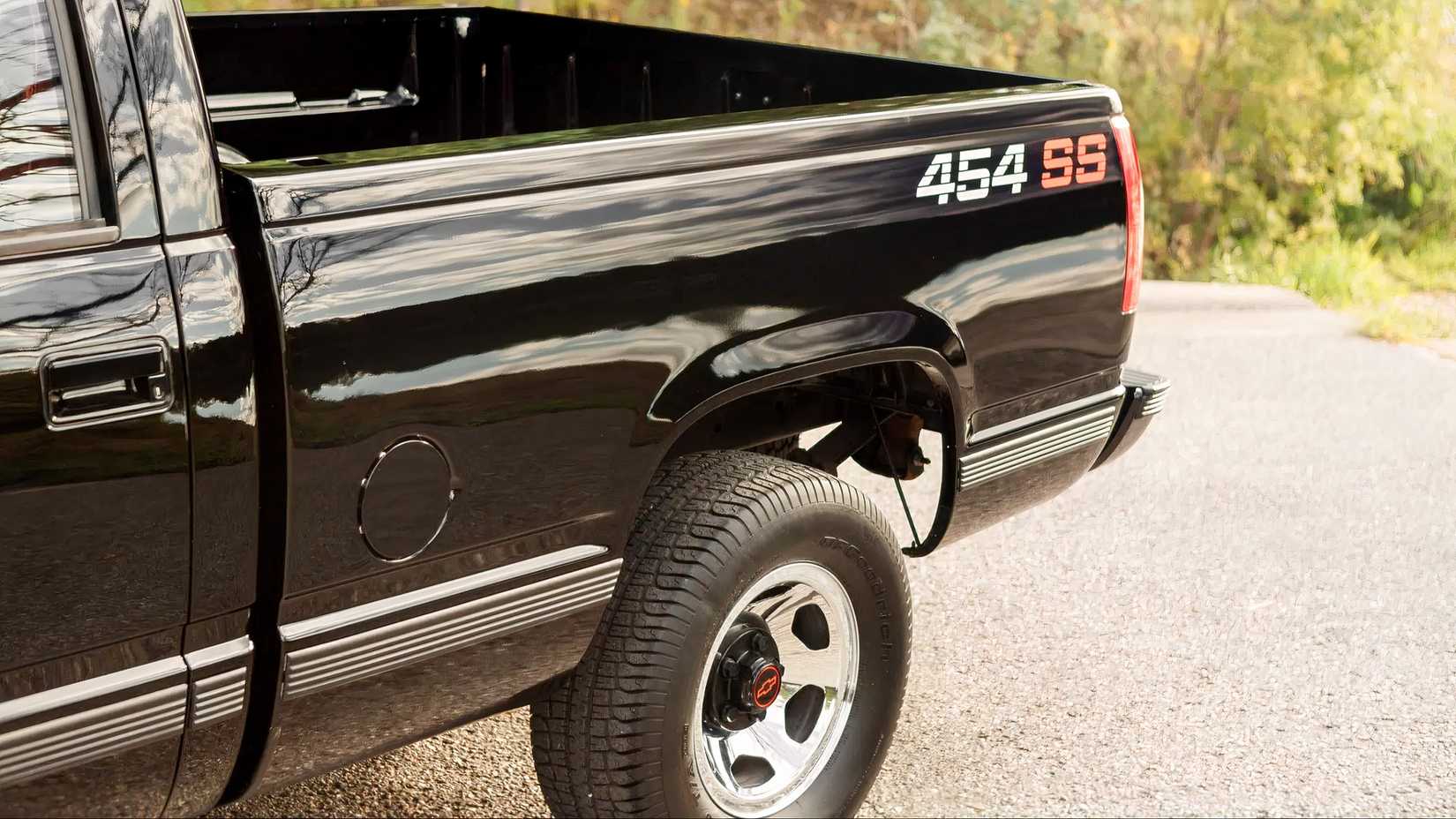 There’s Still Time To Scoop Up One Of The Hottest Classic Sports Trucks ...