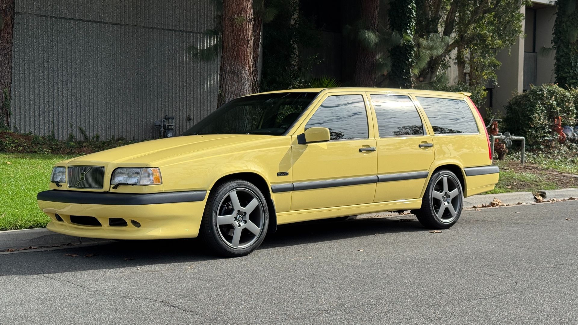 5 Affordable Volvo Performance Models That Deliver Family-Friendly Fun