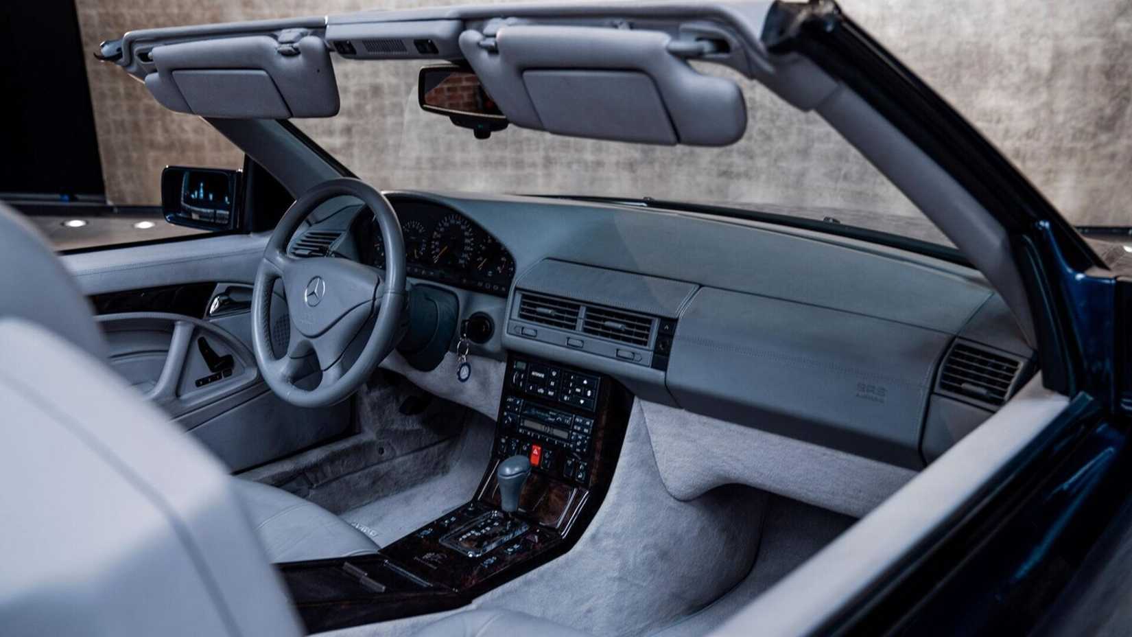 1995 Mercedes-Benz SL600 Interior 