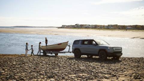 2026 Rivian R1S SUV Pricing, Photos & Specs