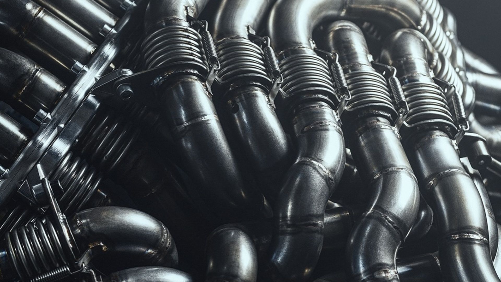 De Tomaso Reveals The Most Amazing V12 Exhaust We've Ever Seen