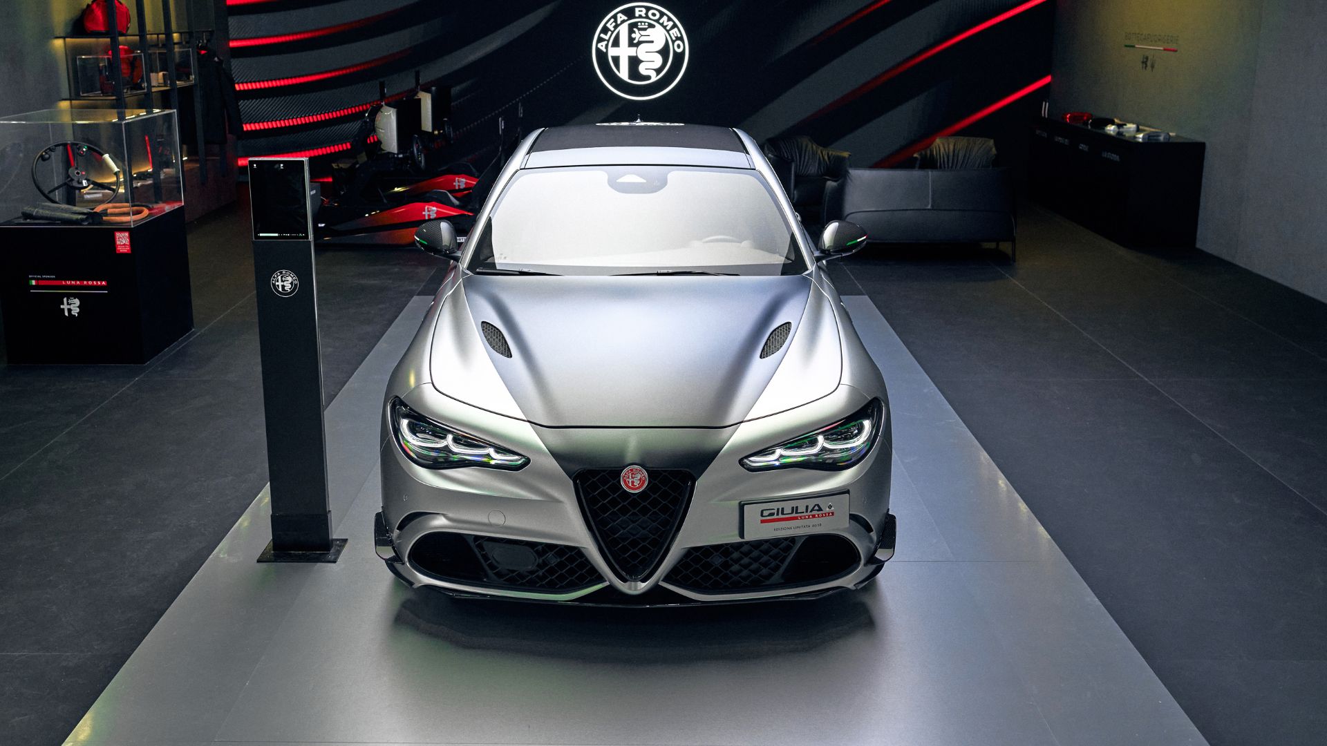 Alfa Romeo Debuts Ultra-Rare Special Edition Giulia Quadrifoglio