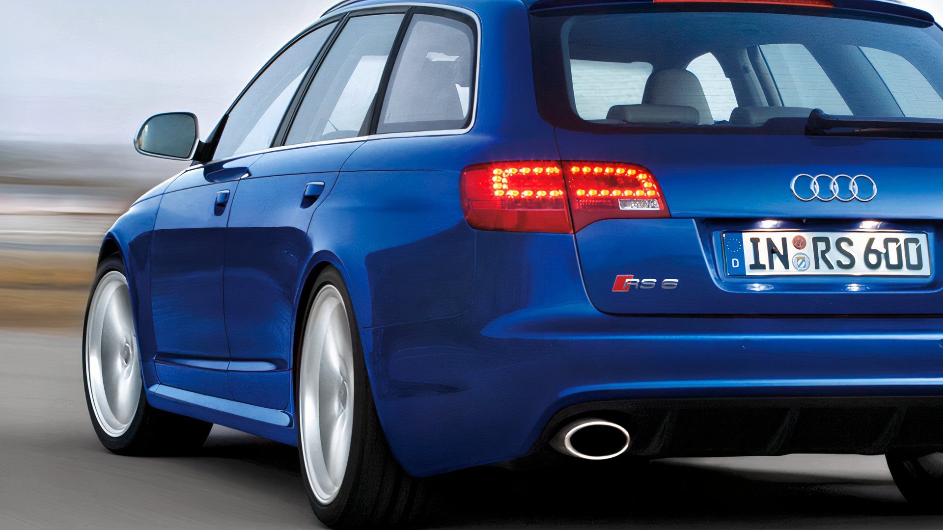 audi-rs5-main.png?q=70&fit=crop&w=1200&h