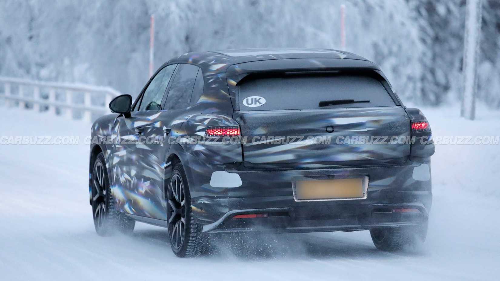 Bentley Urban SUV spy photo (10)