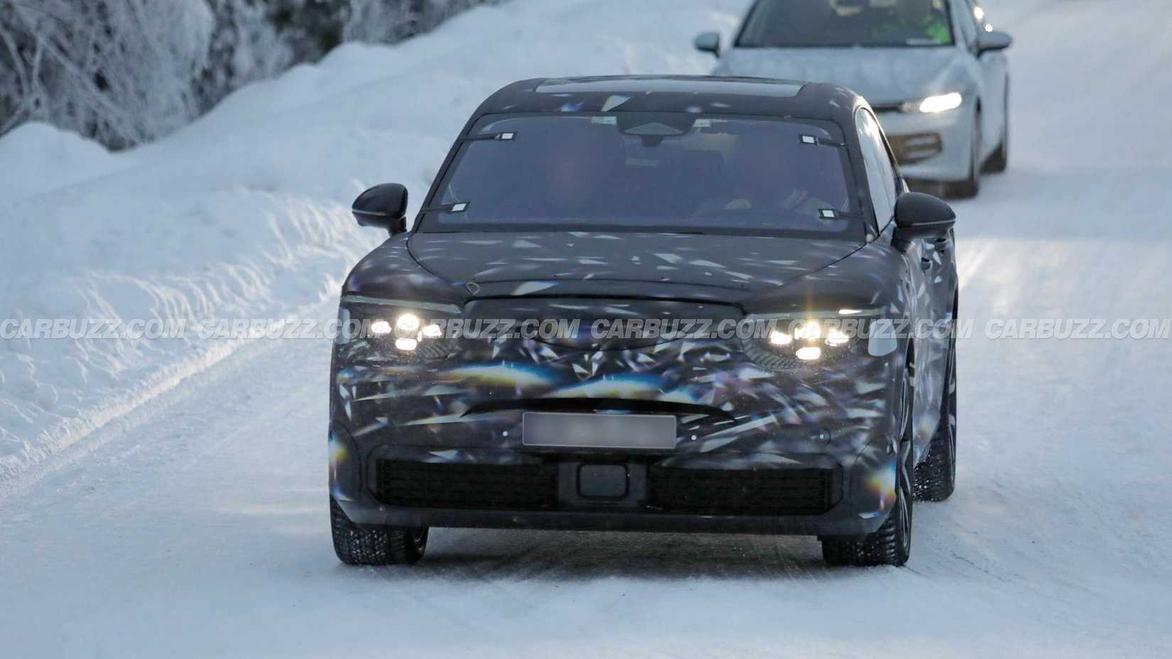 Bentley Urban SUV spy photo (9)