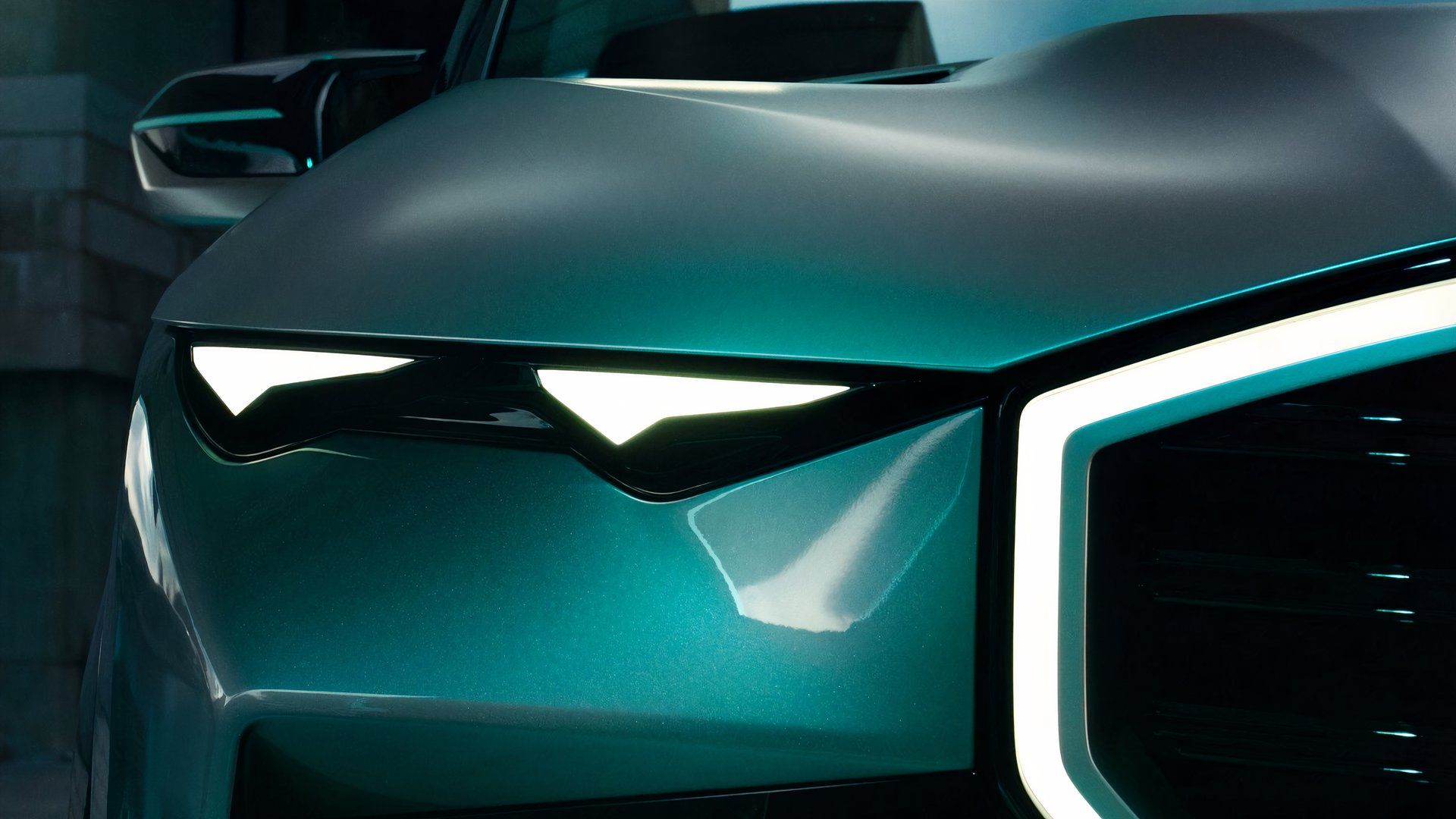BMW의 기대받던 X8에 무슨 일이 일어났을까요?